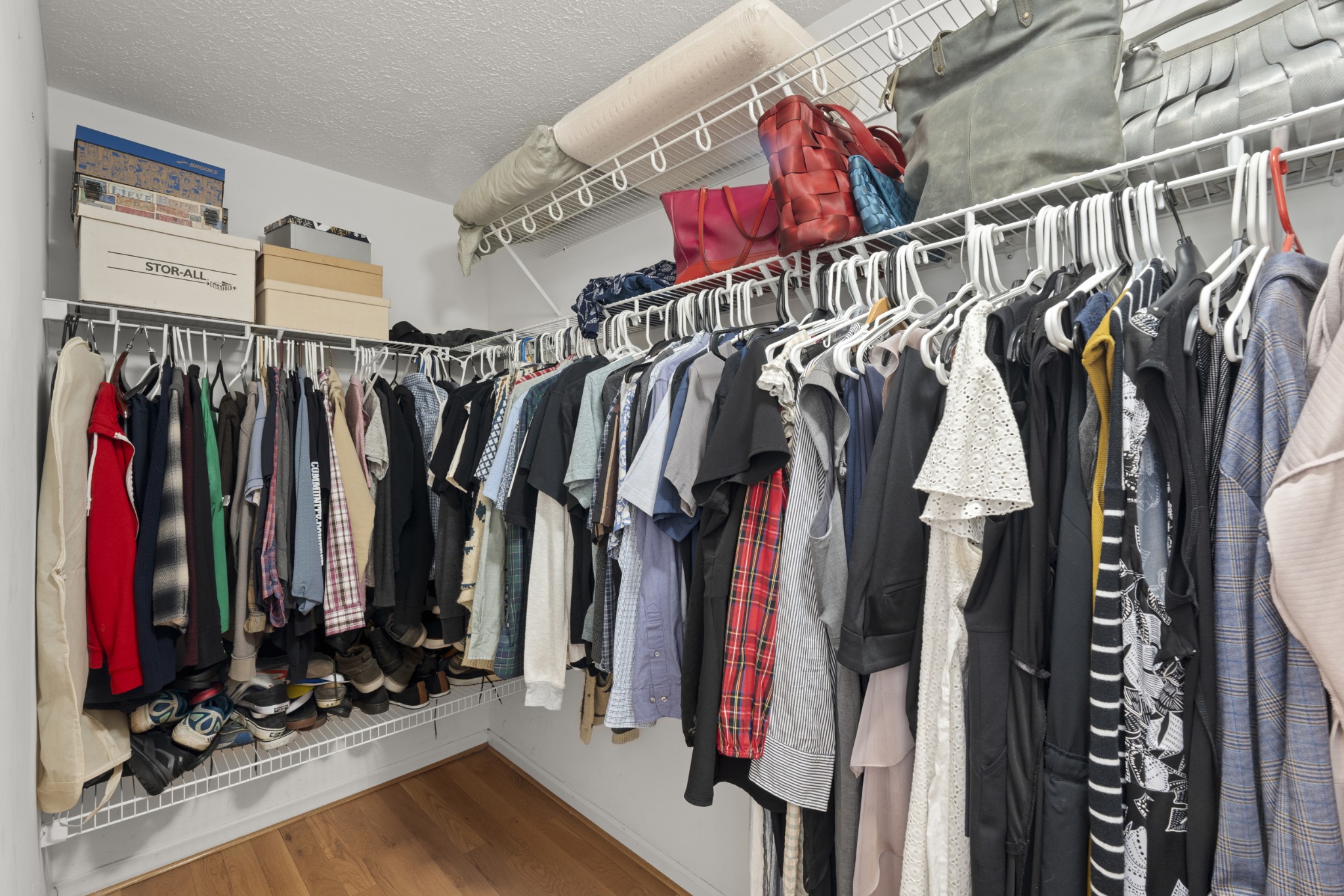 Nashville, Tennessee 37217, United States, 3 Bedrooms Bedrooms, ,2 BathroomsBathrooms,Residential,Active,80206