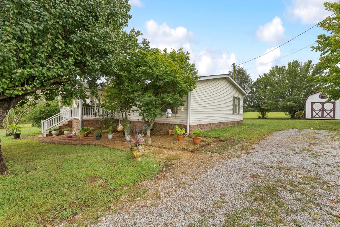 163 Gant Rd