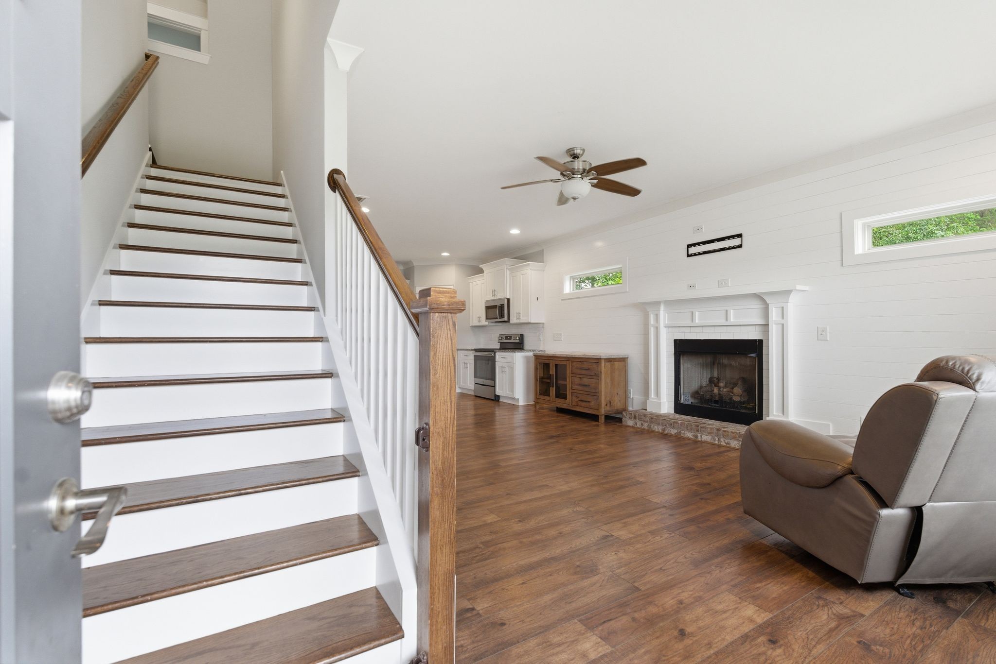 625 Eagleview Dr