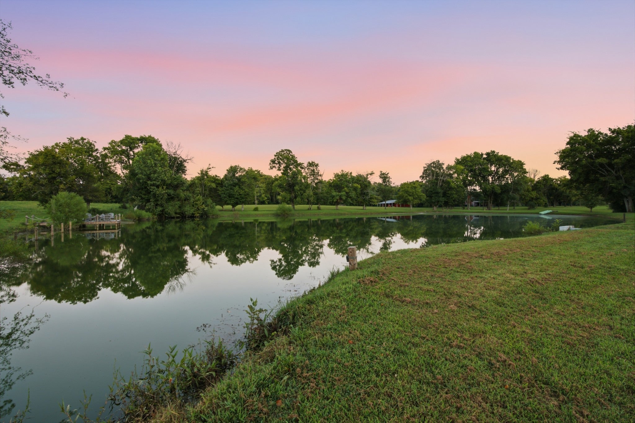 4220 Little Pond Ln