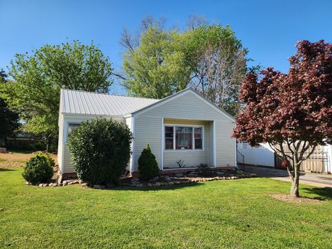 104 3rd Ave NW Winchester TN 37398