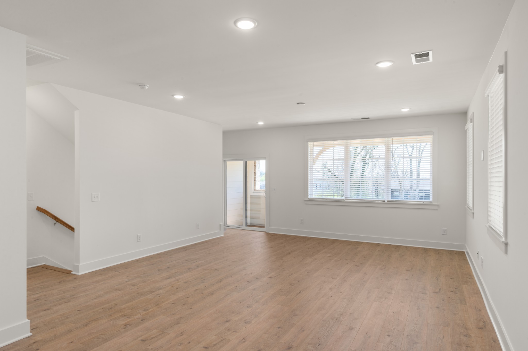 251 Nesbitt Ln