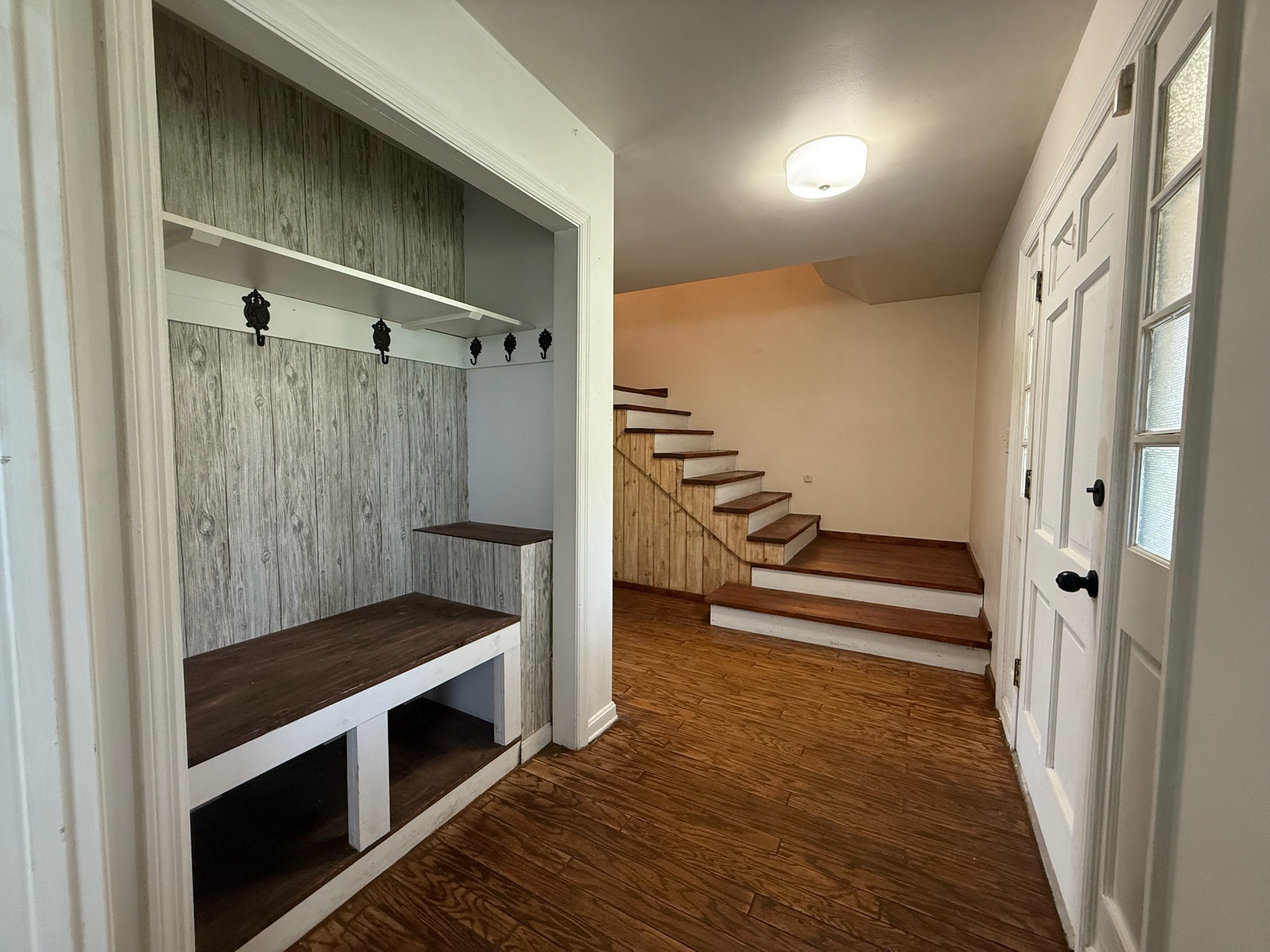 111 Woodmont Dr