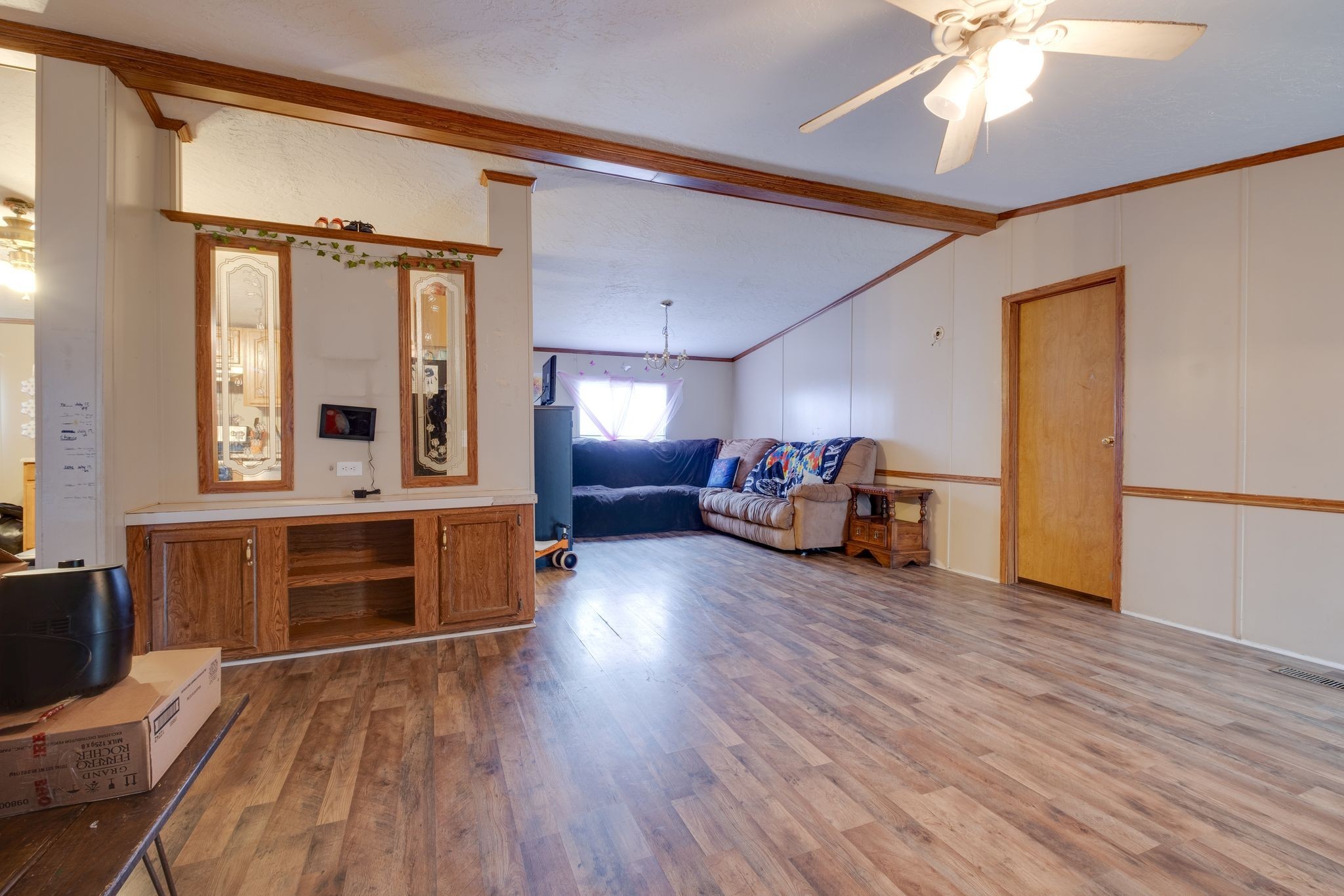 59 Akins Heights Ln