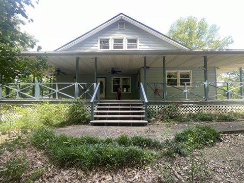 3250 Luther Ragan Rd Palmyra TN 37142