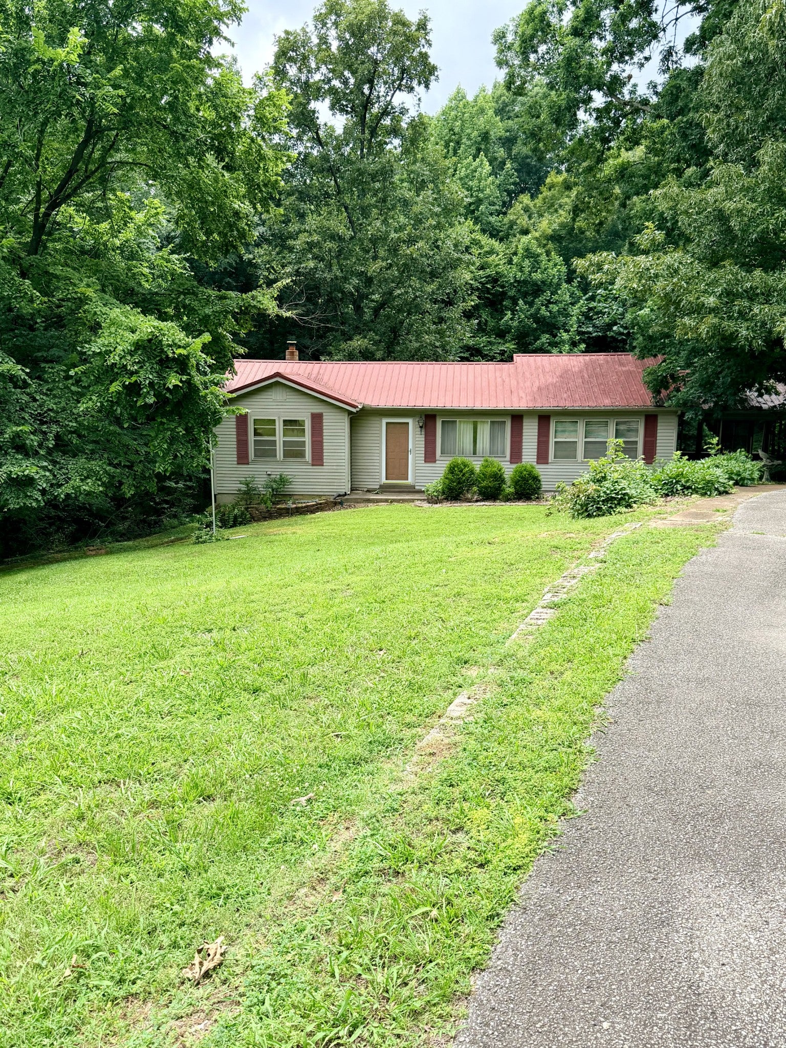 2155 Spring Hill Rd