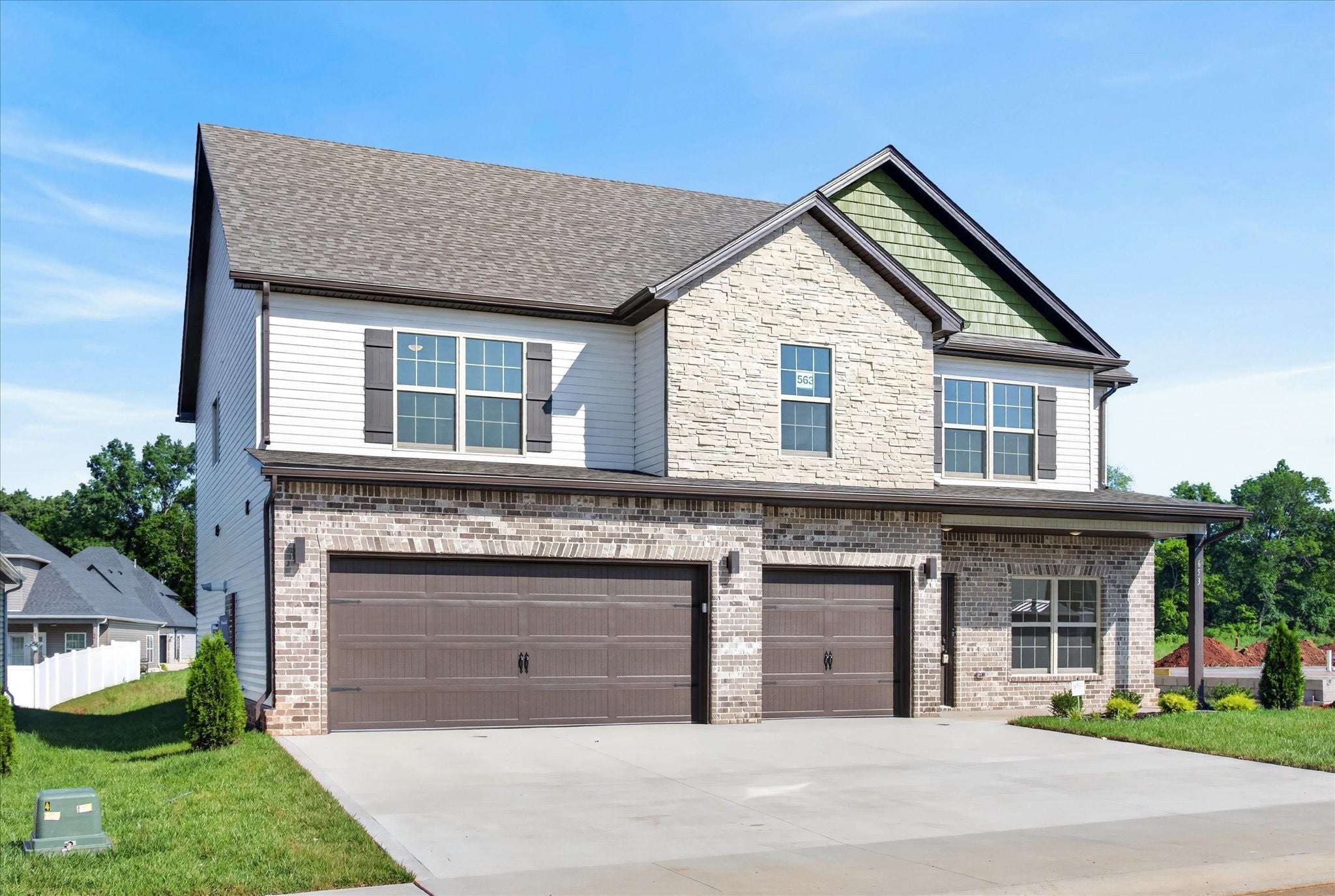653 Woodrush Dr