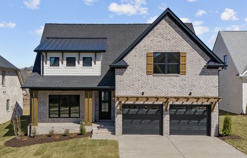 2033 WT Chandler Blvd #60 Gallatin TN 37066