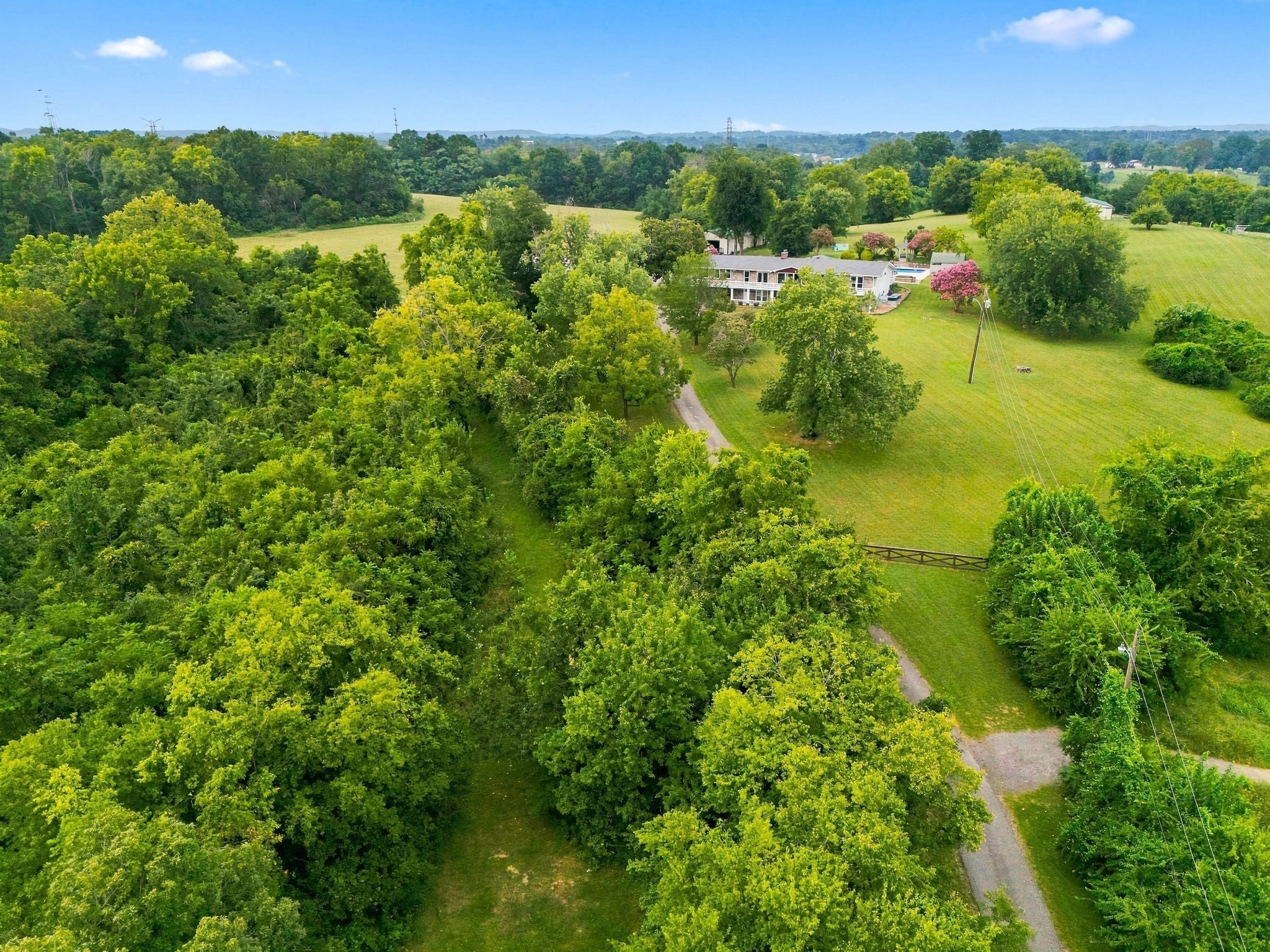 344 Peach Valley Rd