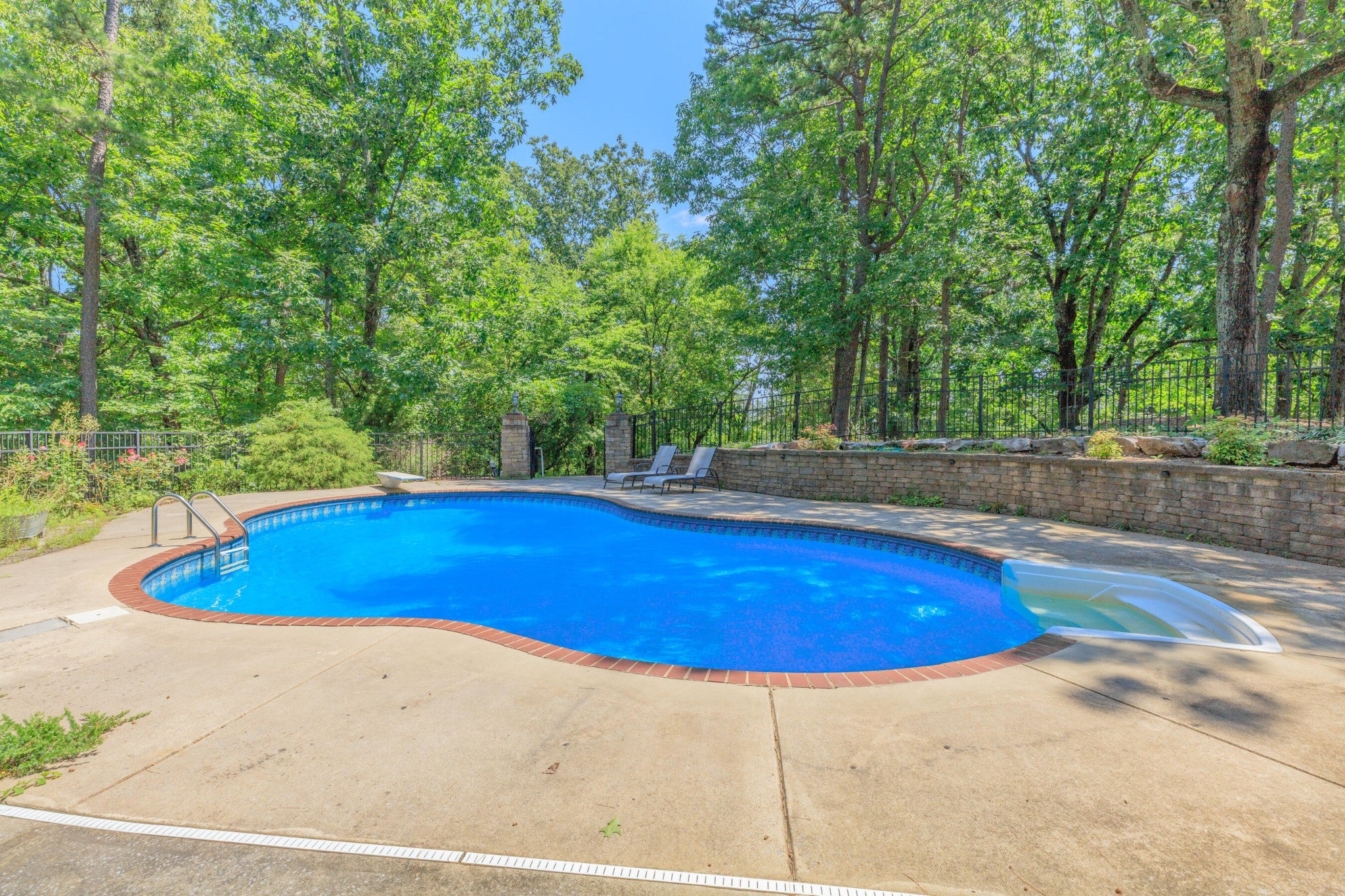 1558 Powder Springs Circle