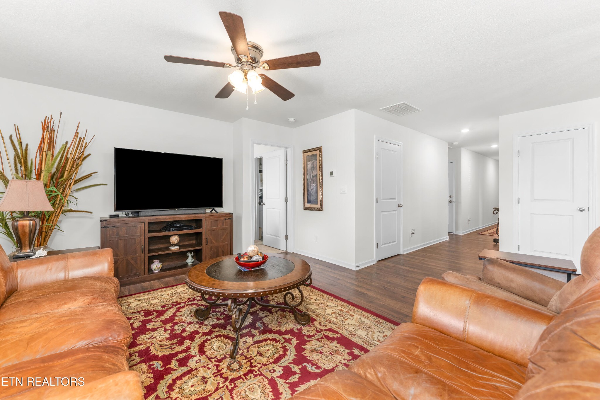 180 Crescent Circle