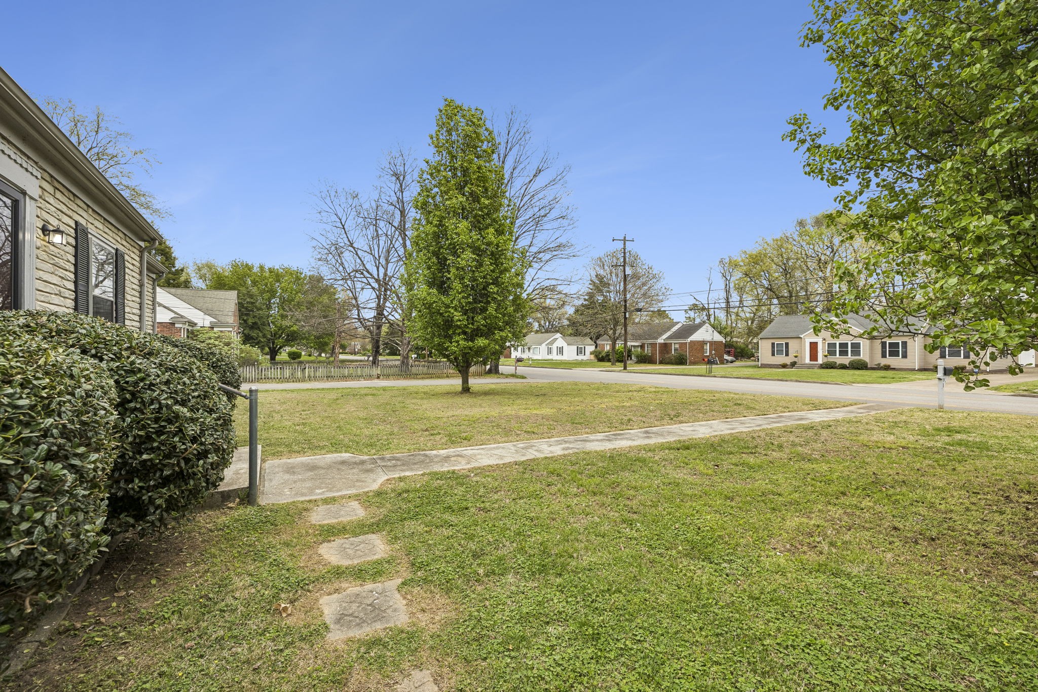 1311 N Tennessee Blvd