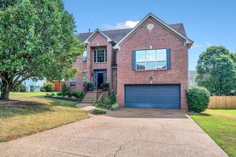 121 Rose Garden Ln Goodlettsville TN 37072