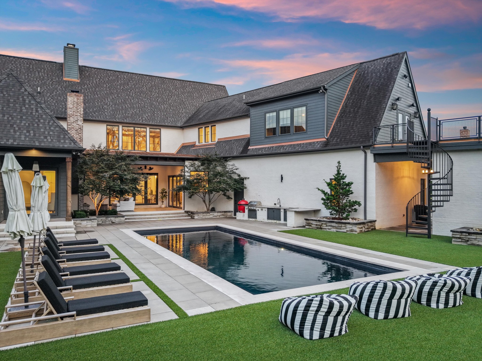 1021 Julian Way