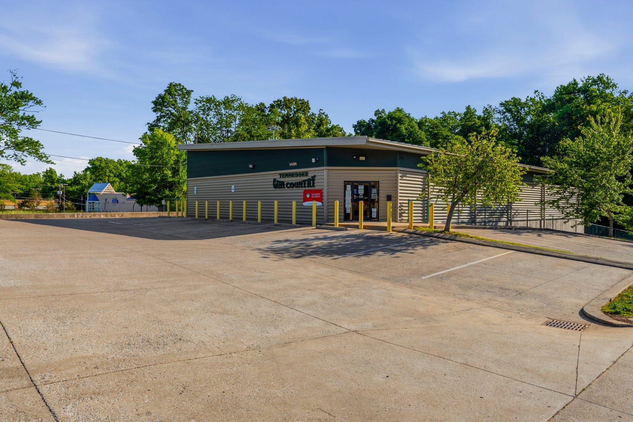 1435 Fort Campbell Blvd