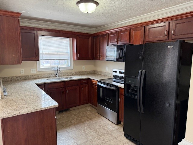 135 Excell Rd 102