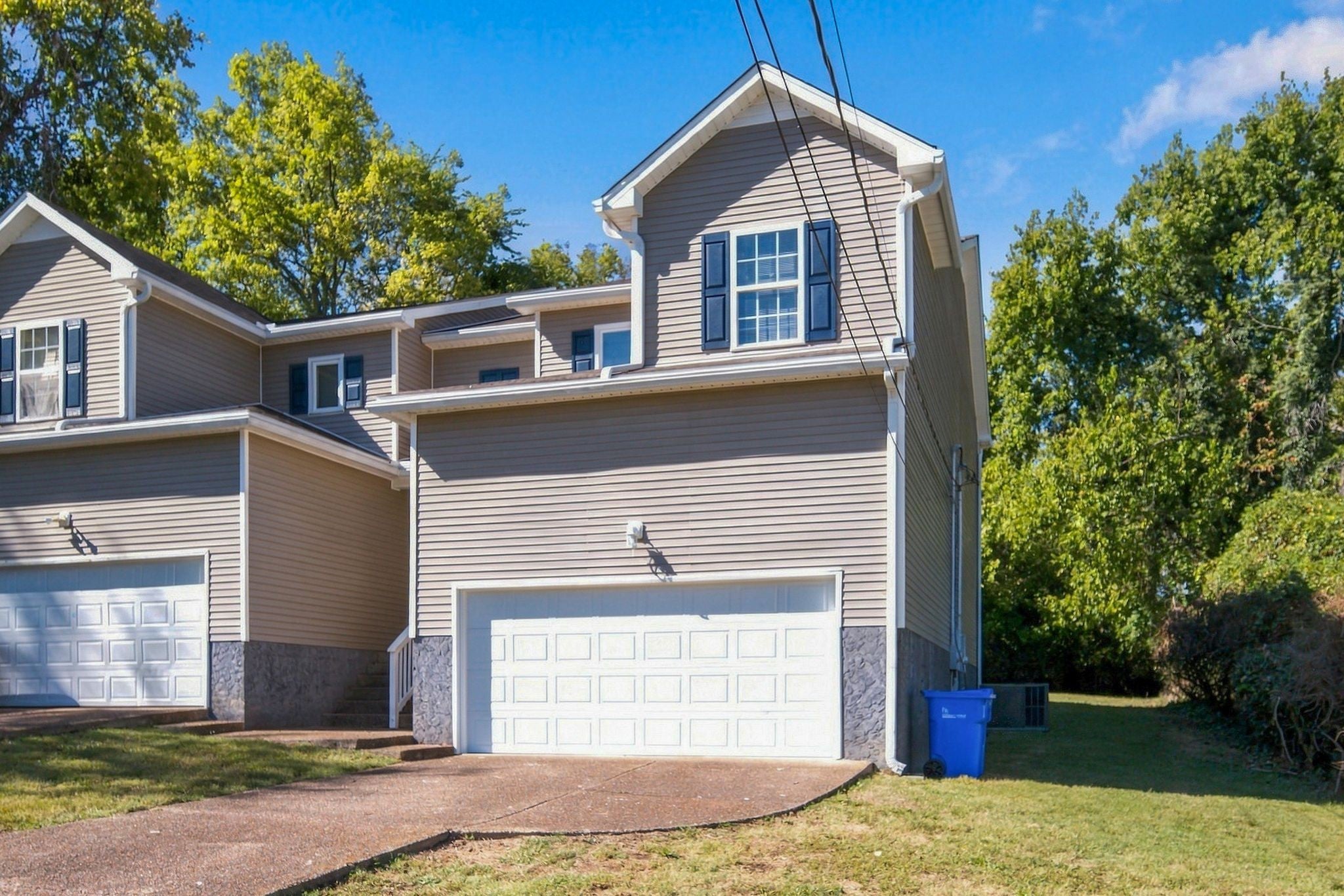 3-bed listing at 212 Graves Rd, Goodlettsville