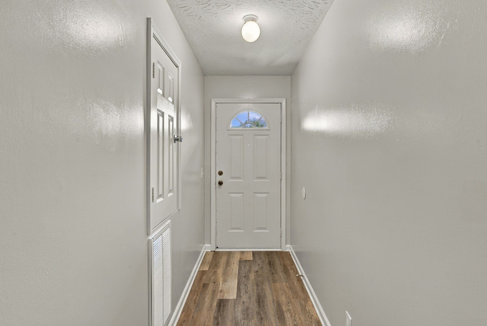 212 Graves Rd