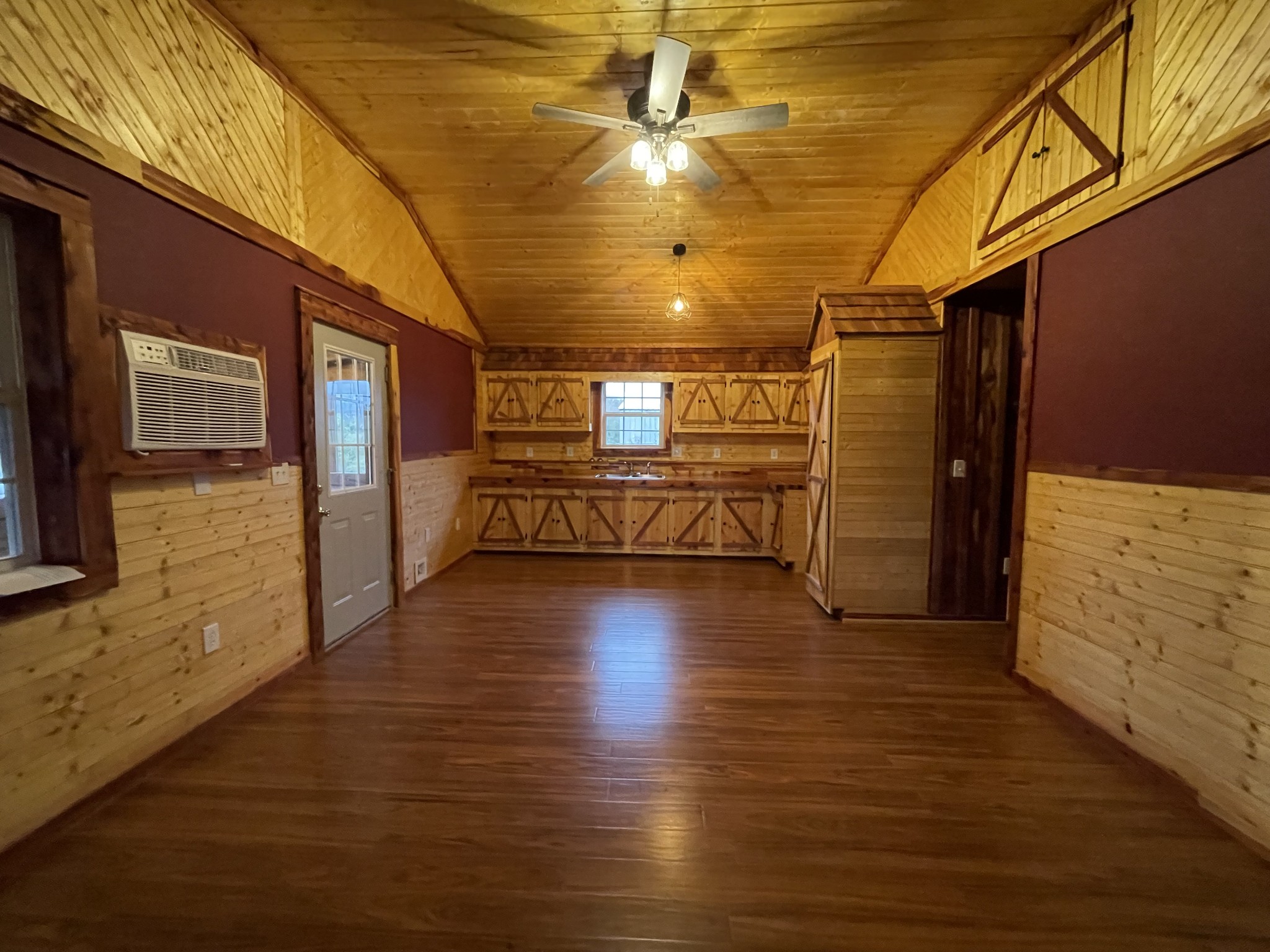 3137 Oak Grove Rd