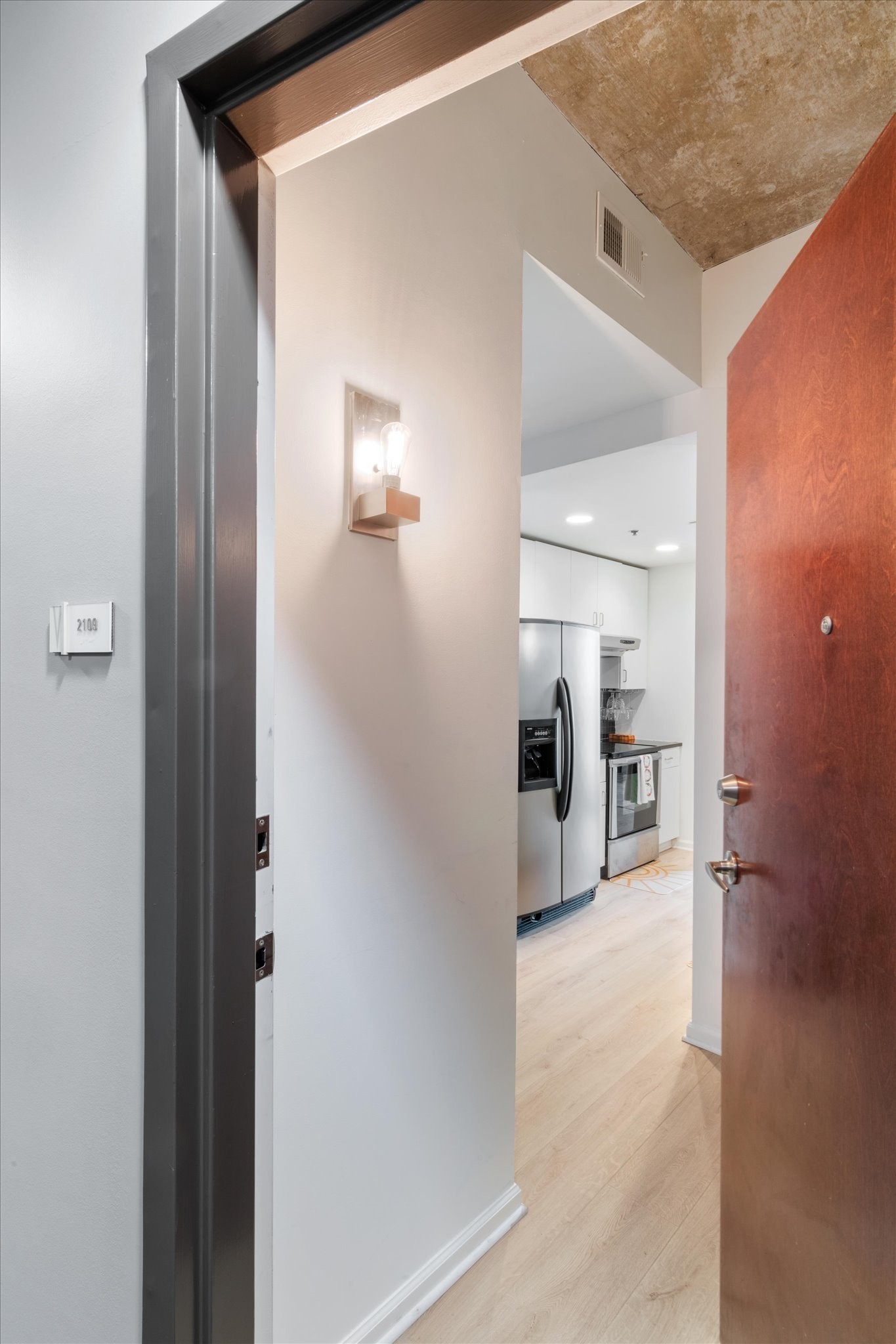 415 Church St #2109