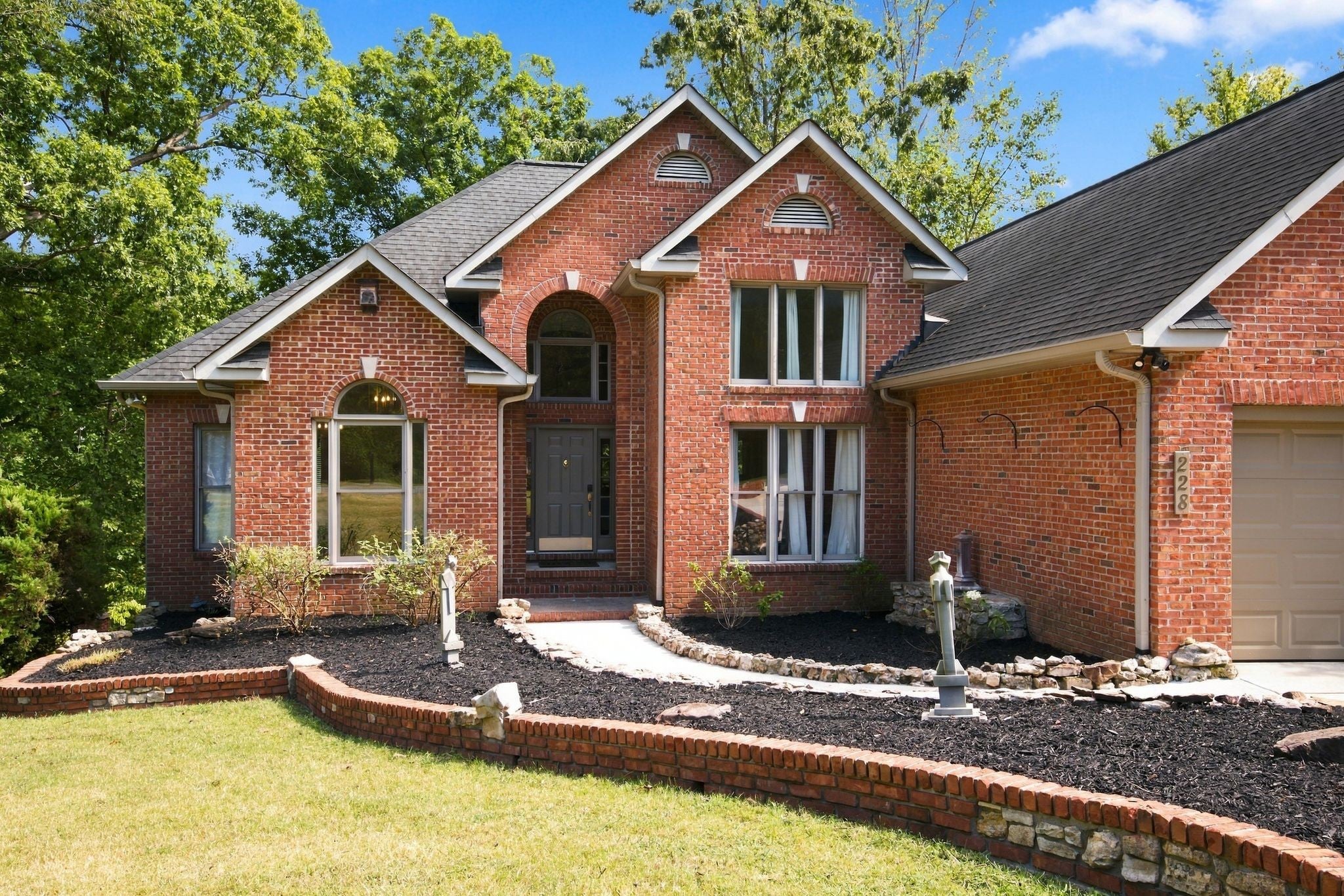 228 Murray Lake Dr