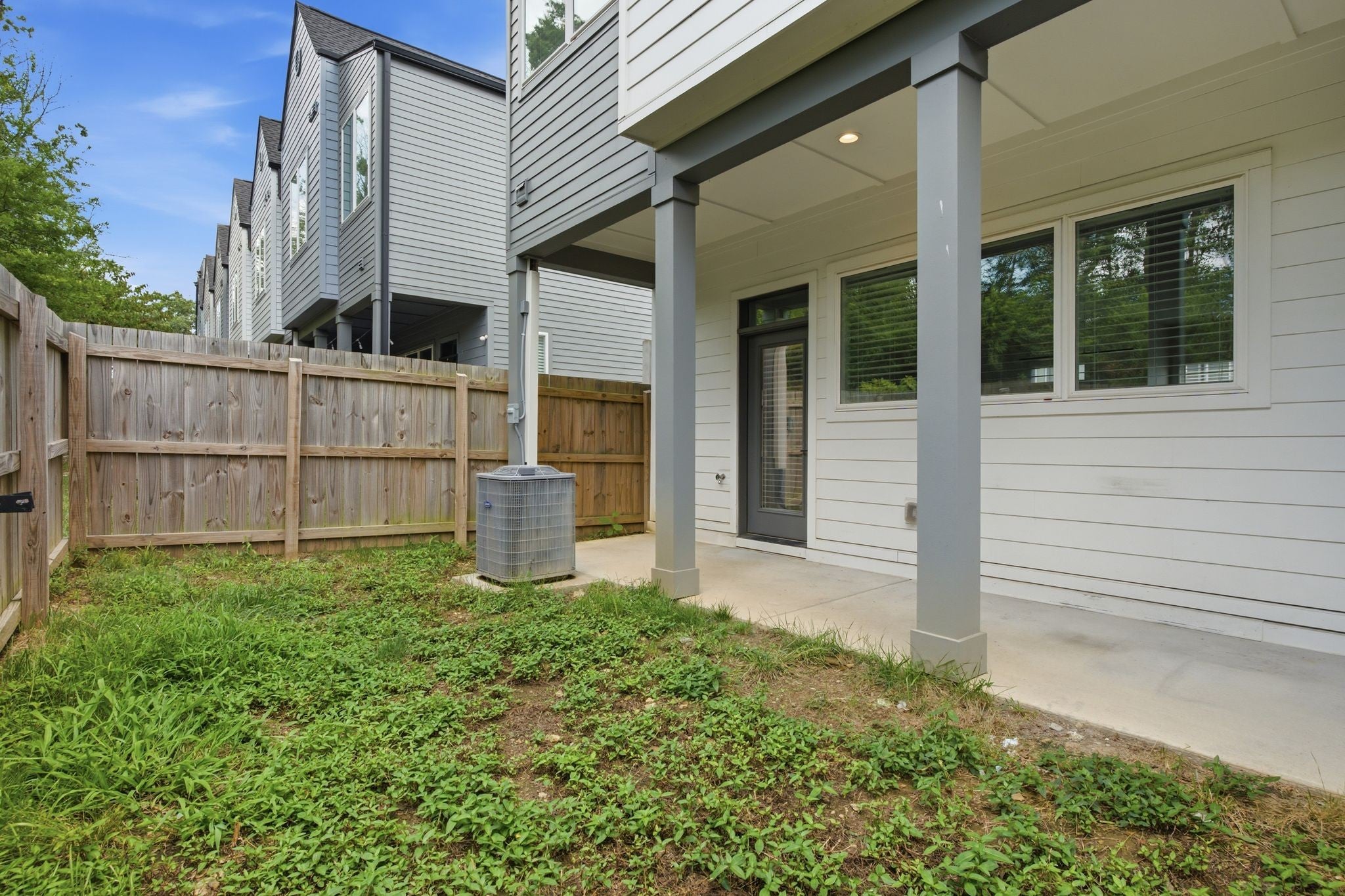 1536 Yarra St