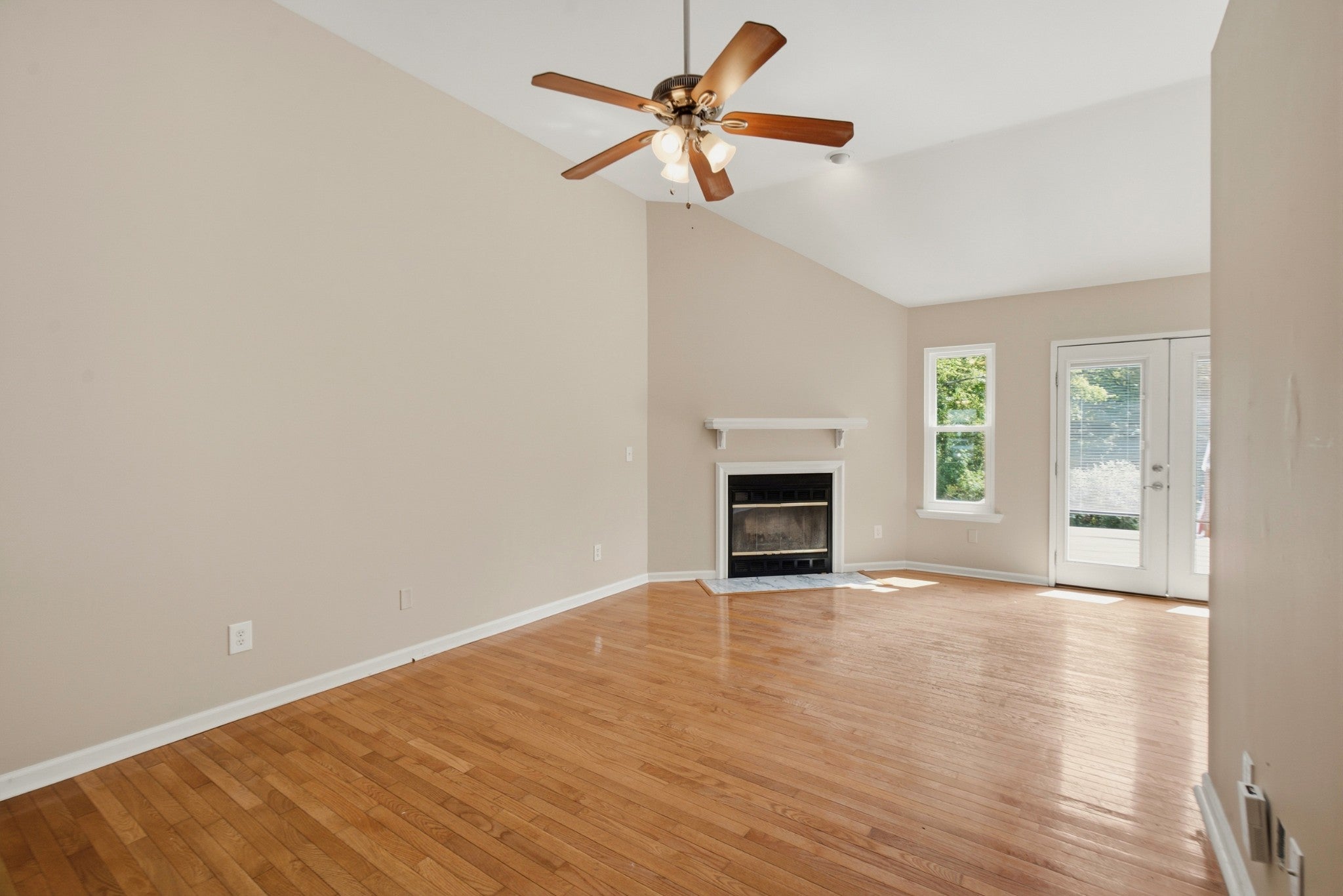 509 Pine View Ct