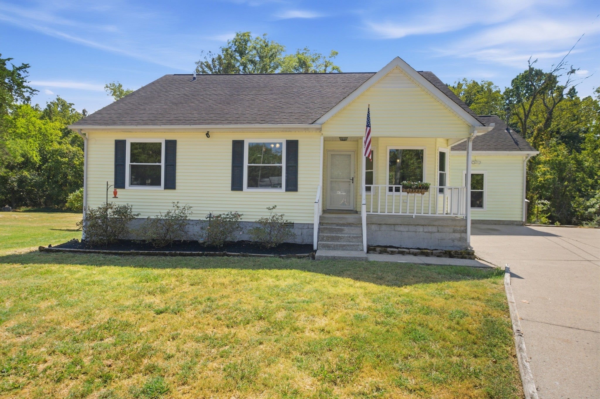 509 Pine View Ct