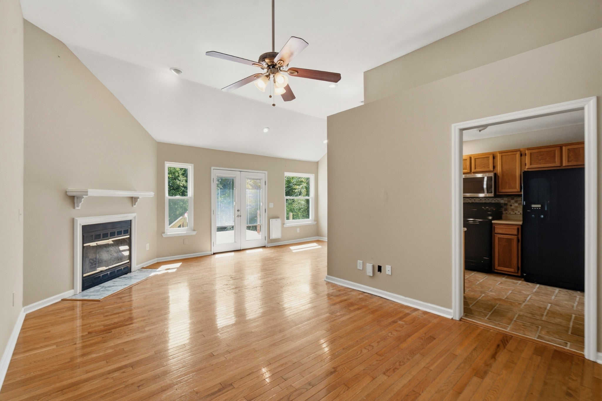 509 Pine View Ct
