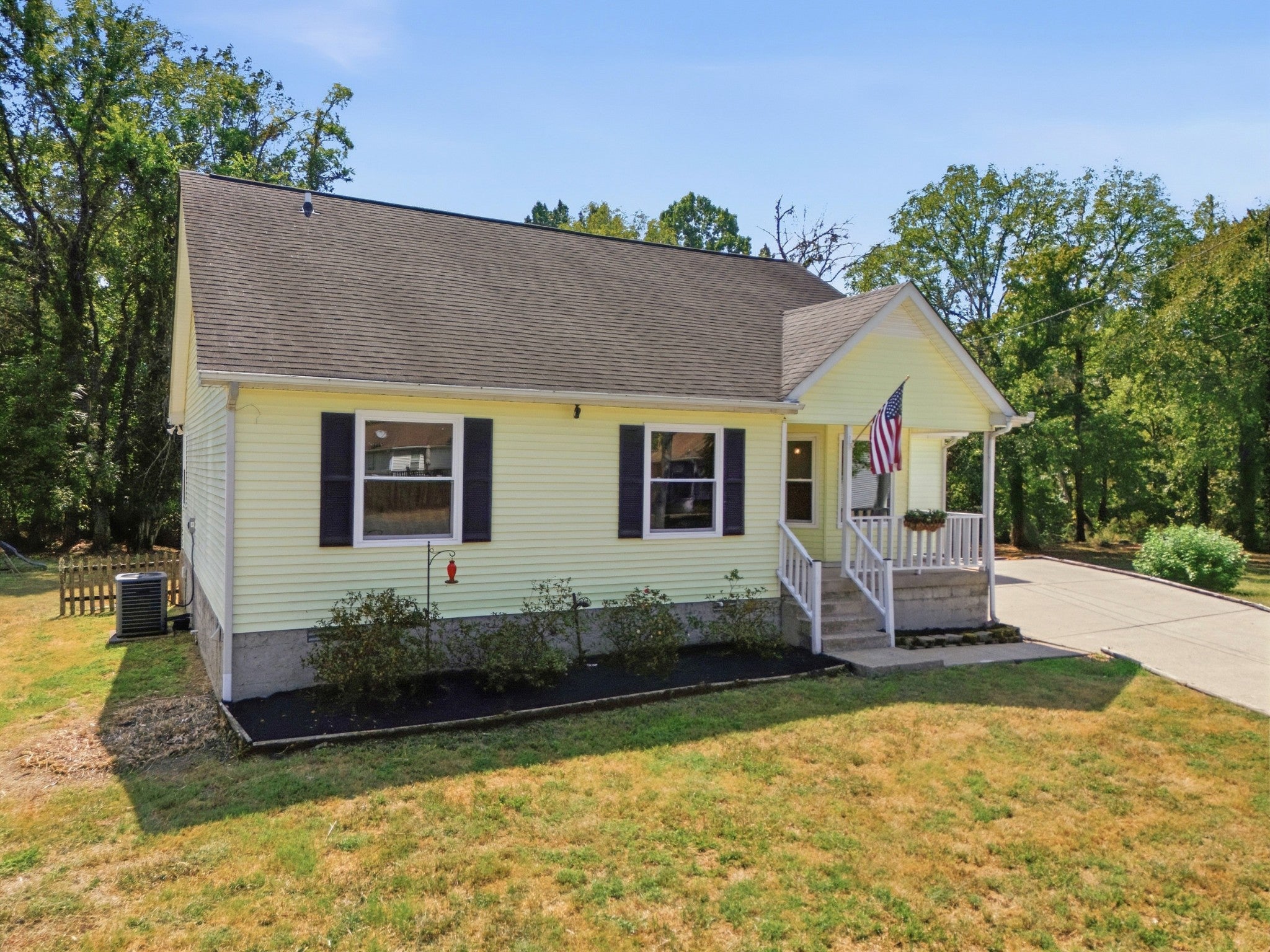 509 Pine View Ct