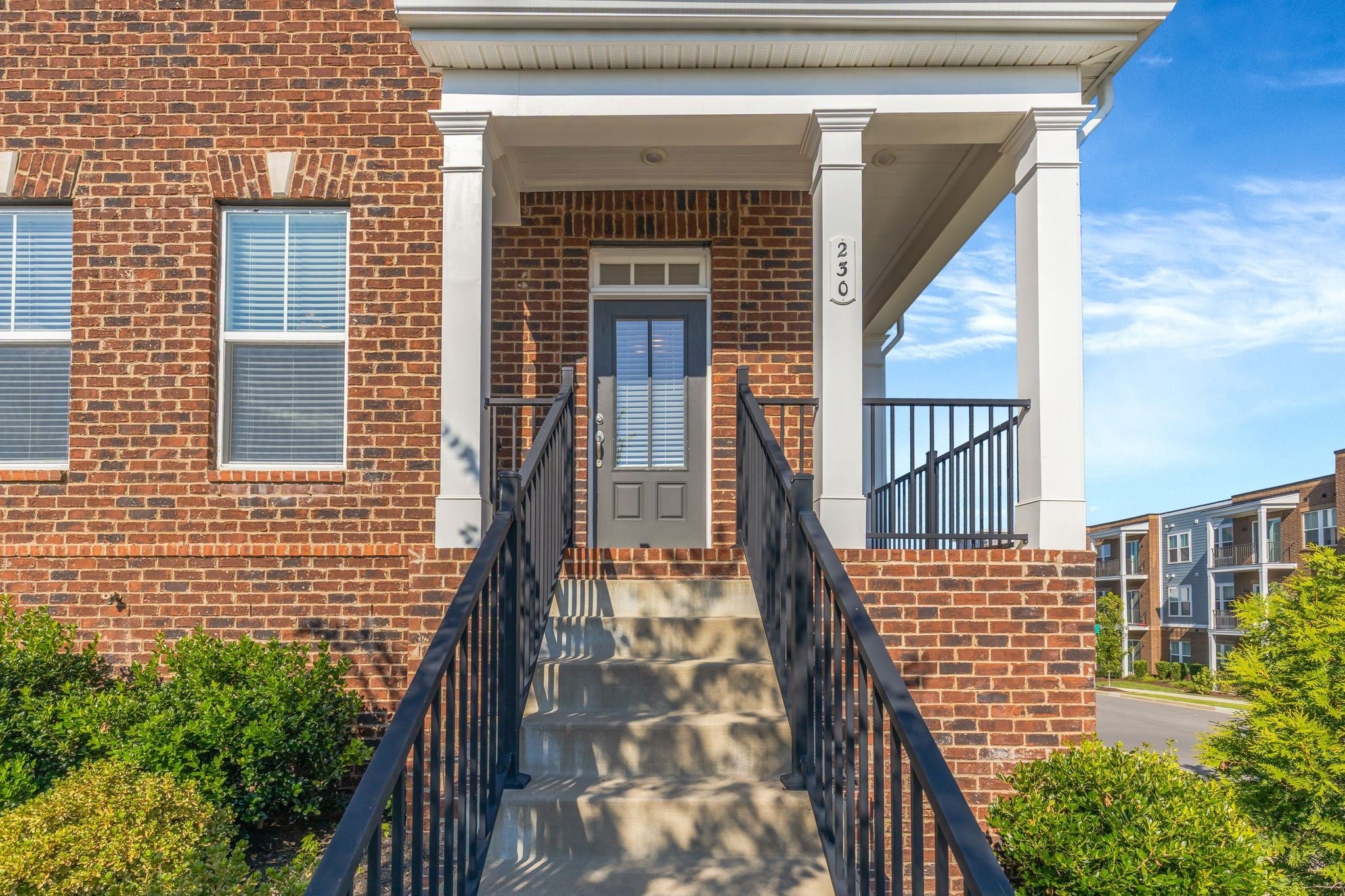 230 Ben Hill Dr