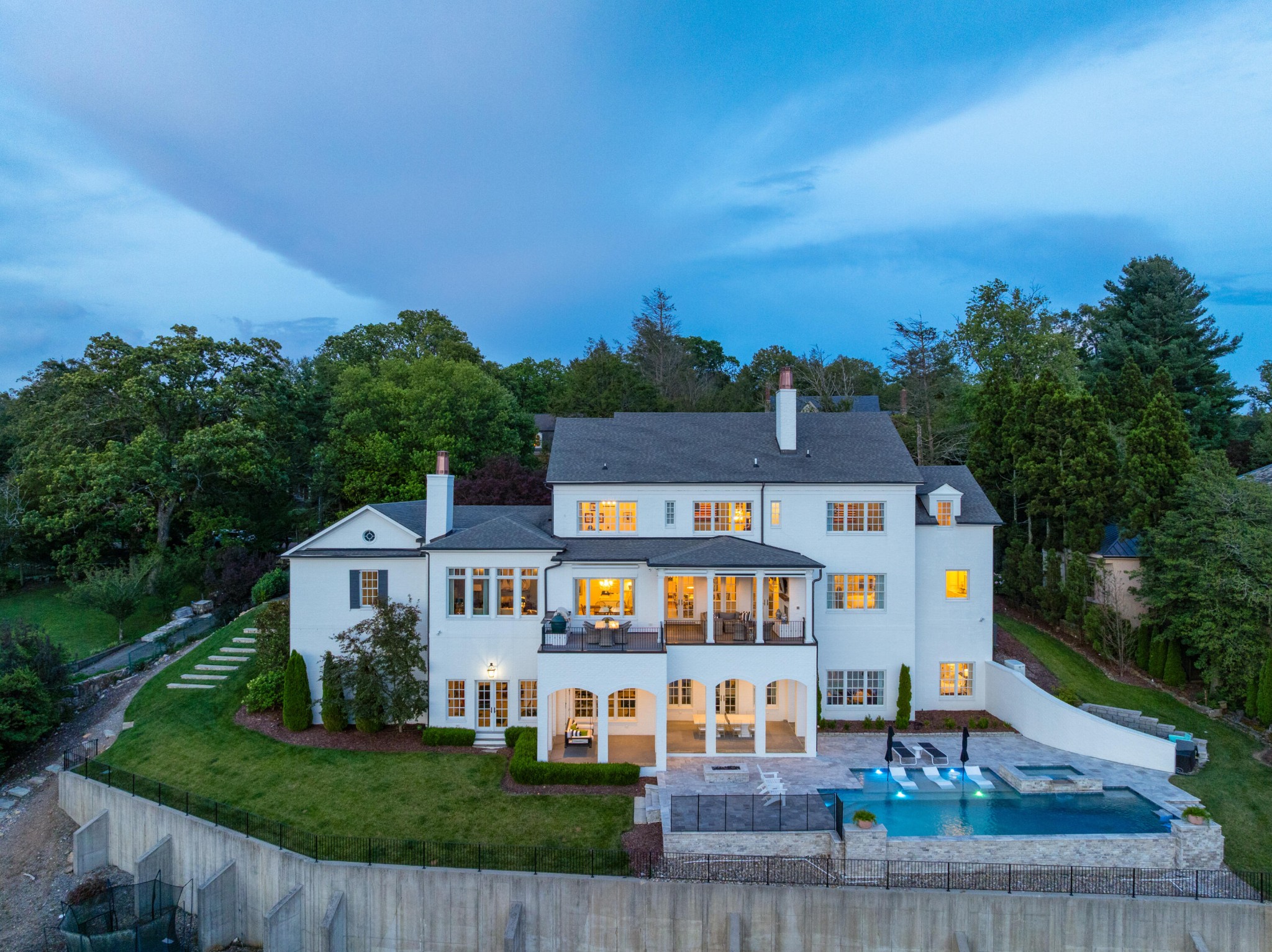 802 W Brow Road