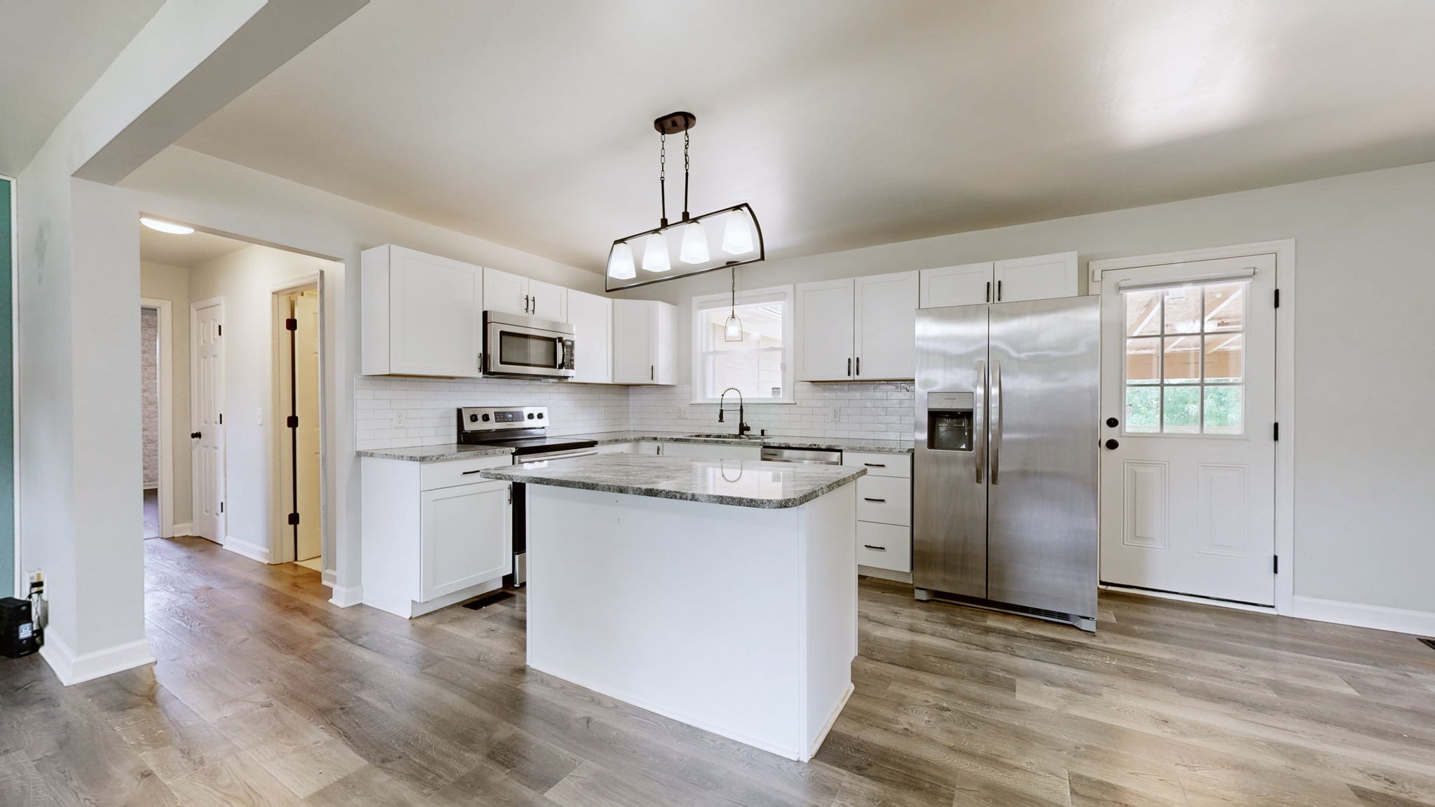 3020 Vistavalley Ct