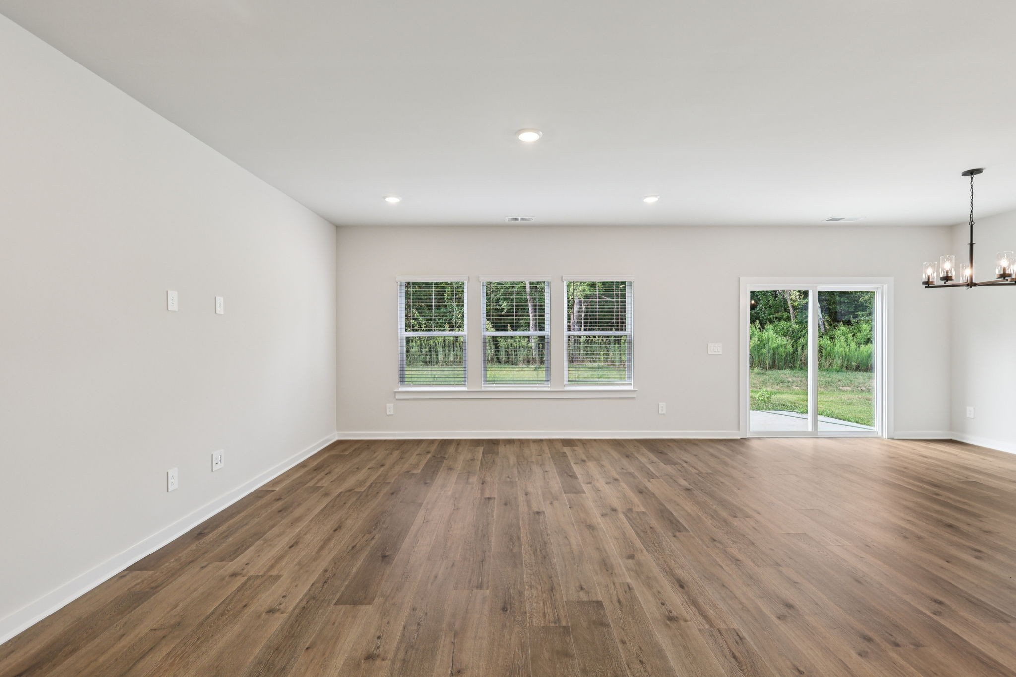 841 Lewis Way