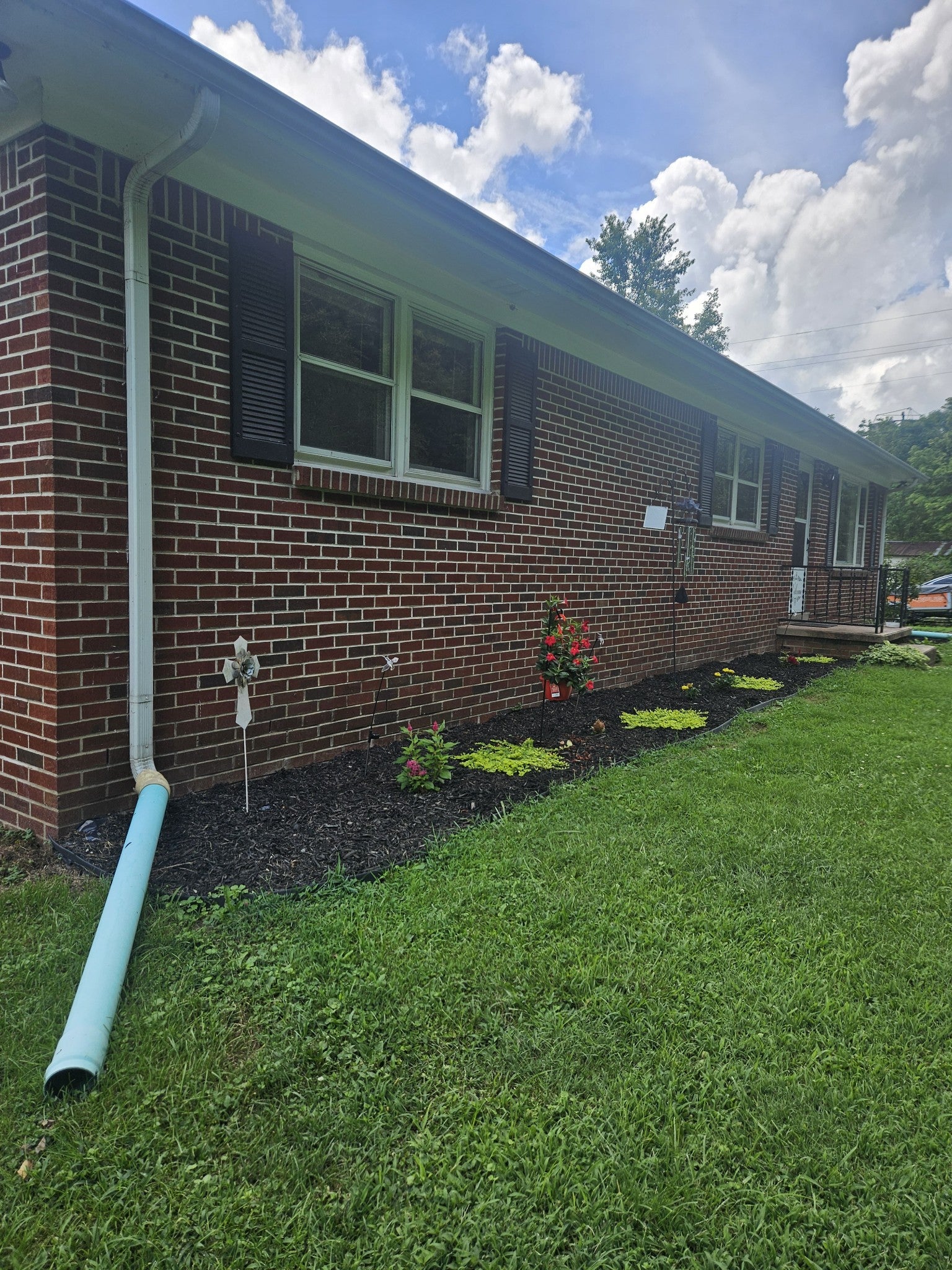 1490 S Long Creek Rd