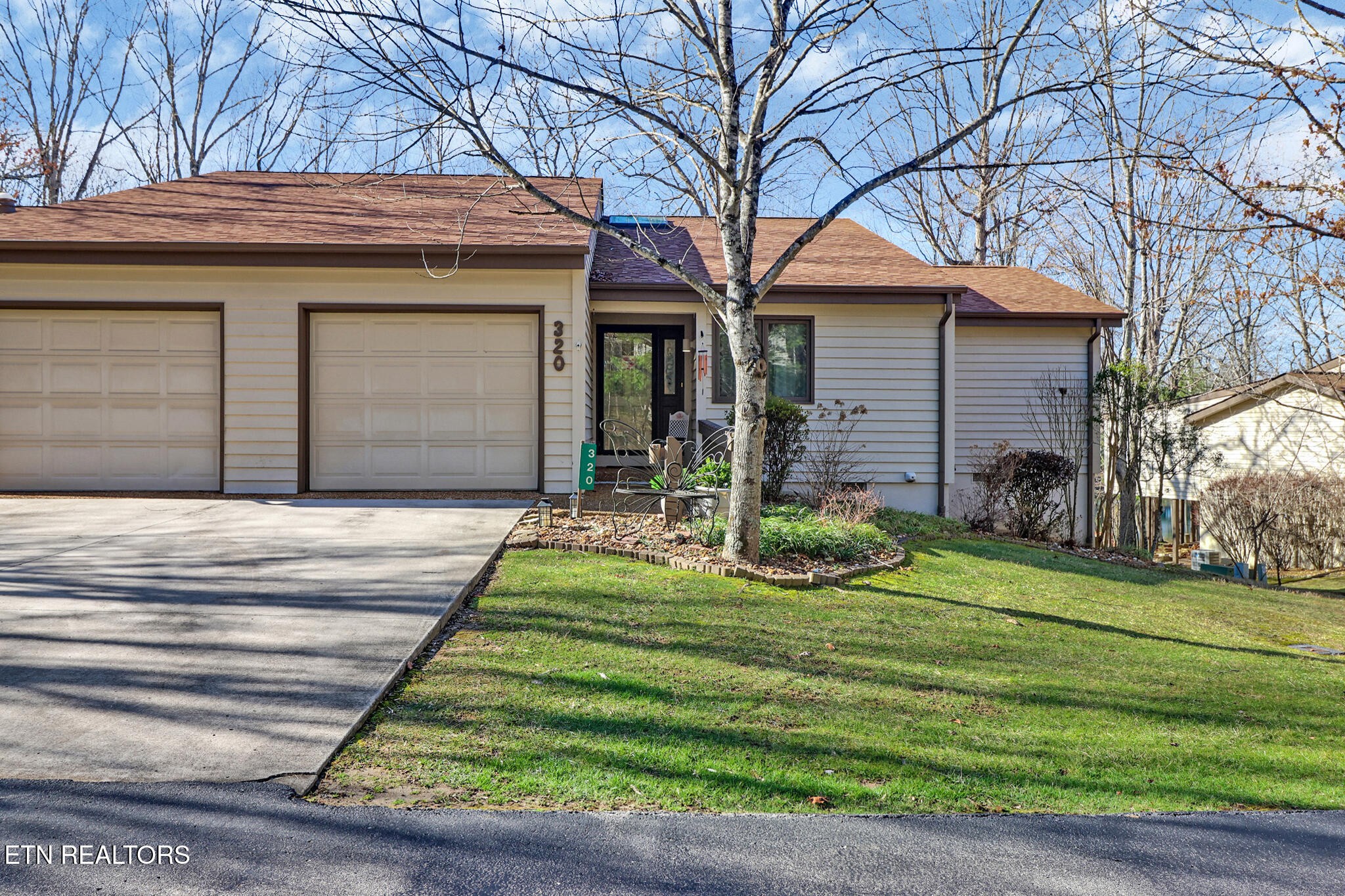 320 Lake Catherine Circle