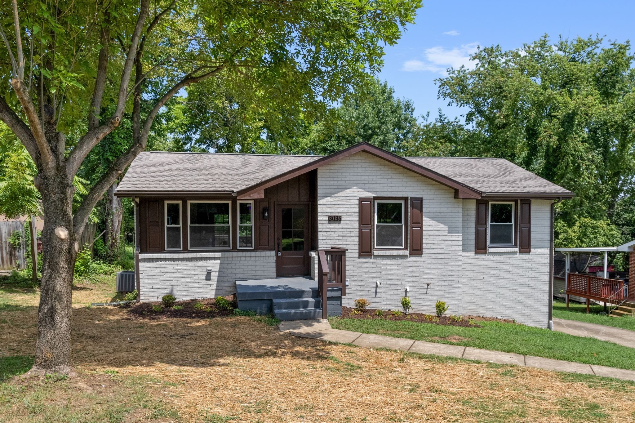 3036 Sunnyview Dr