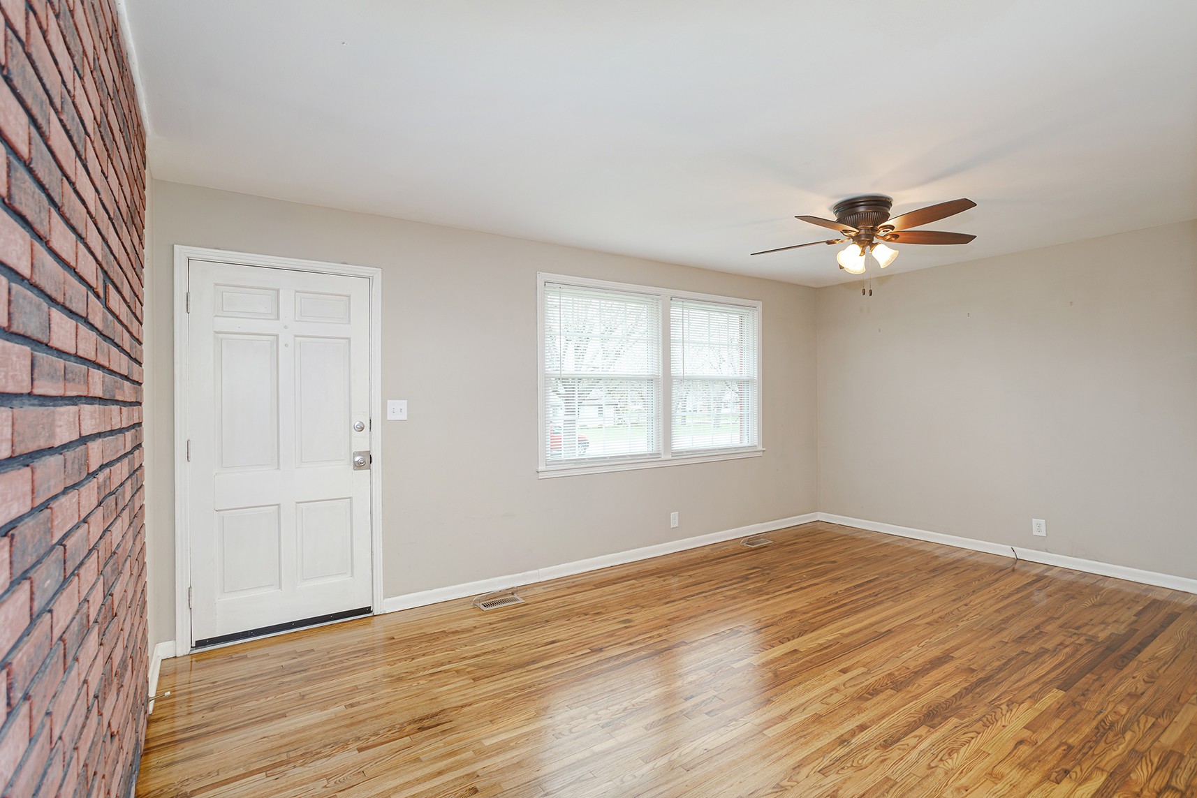 121 Highland Drive