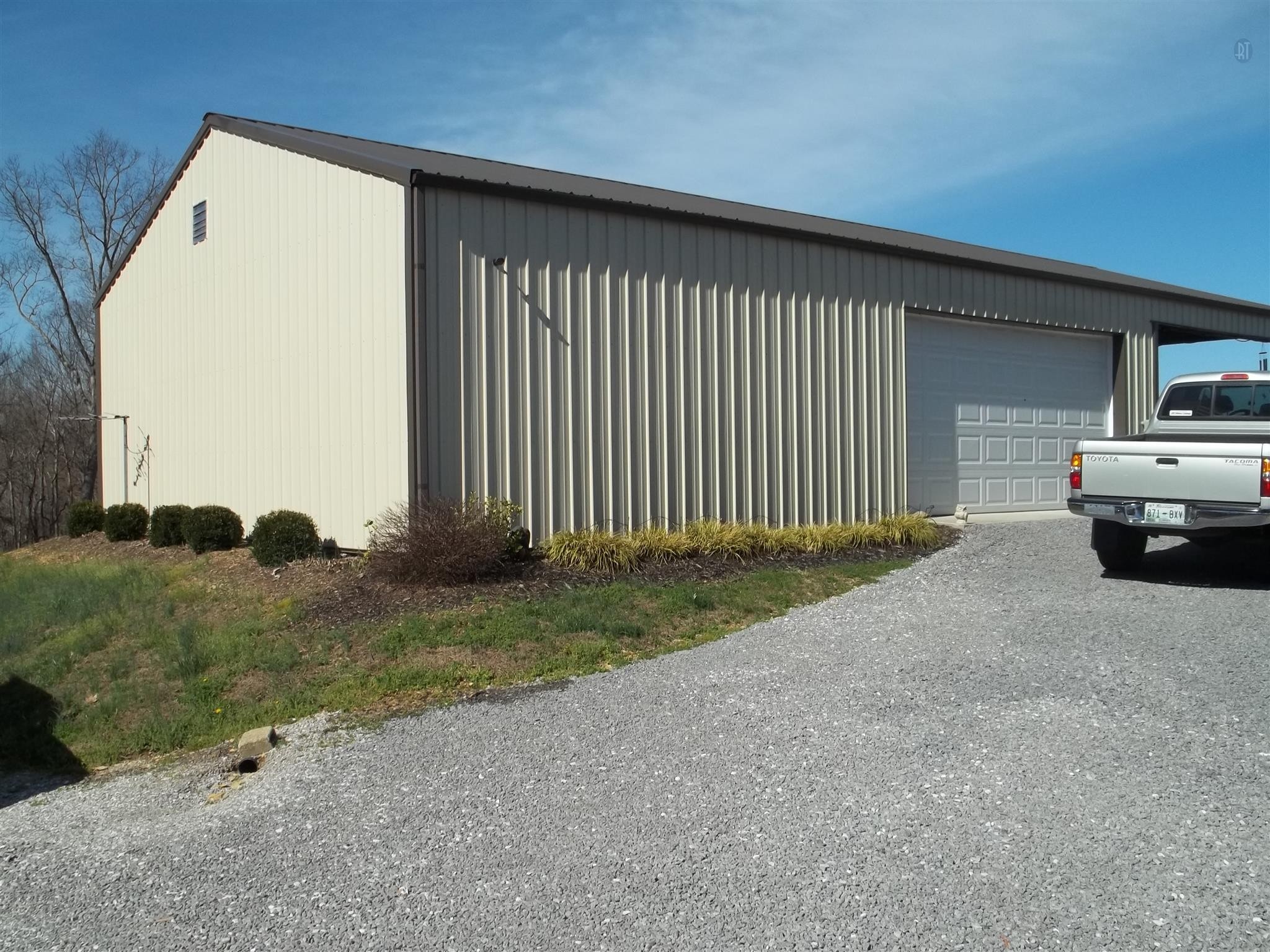 239 Calvert Ridge Rd