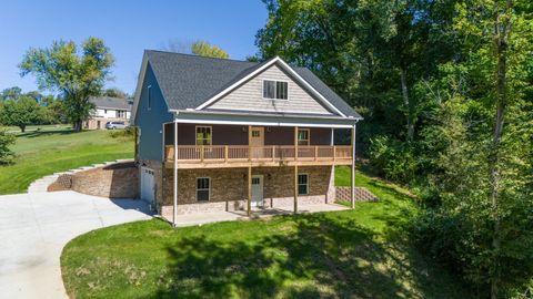 793 Spring Cir Springfield TN 37172