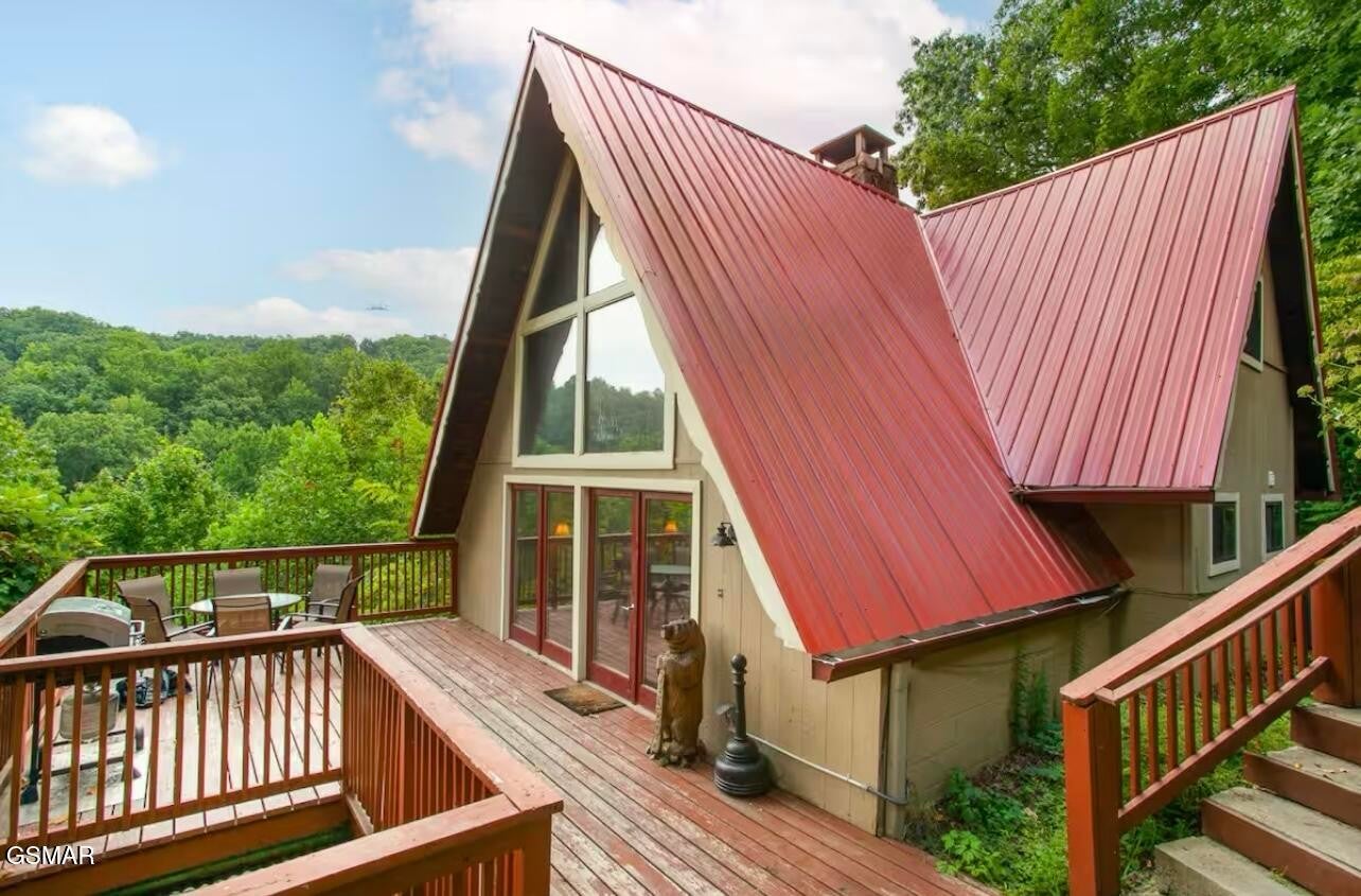 1125 Lower Alpine Way