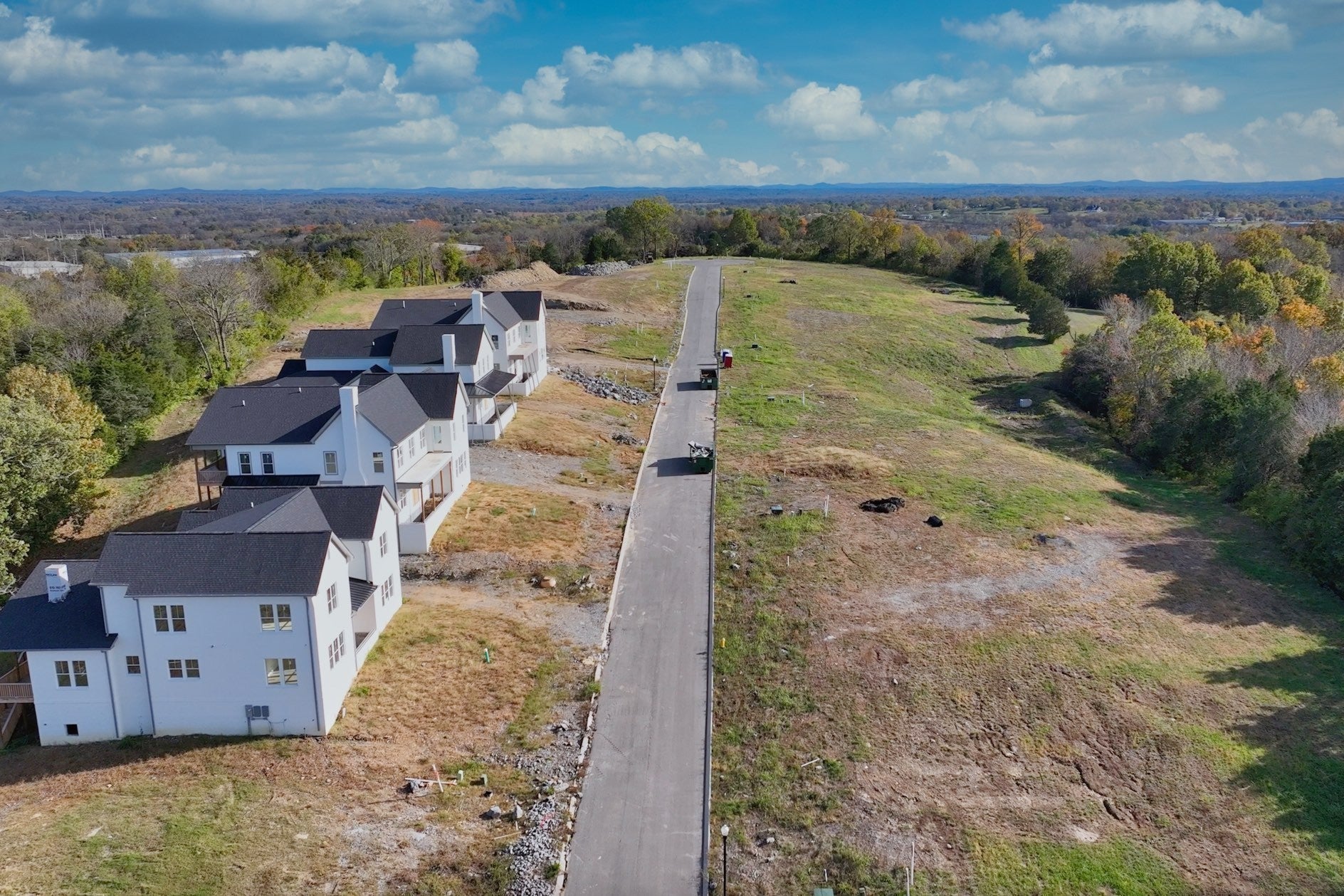 Photo 1 of 8 — 1005 Tiane Trl, Gallatin, TN 37066
