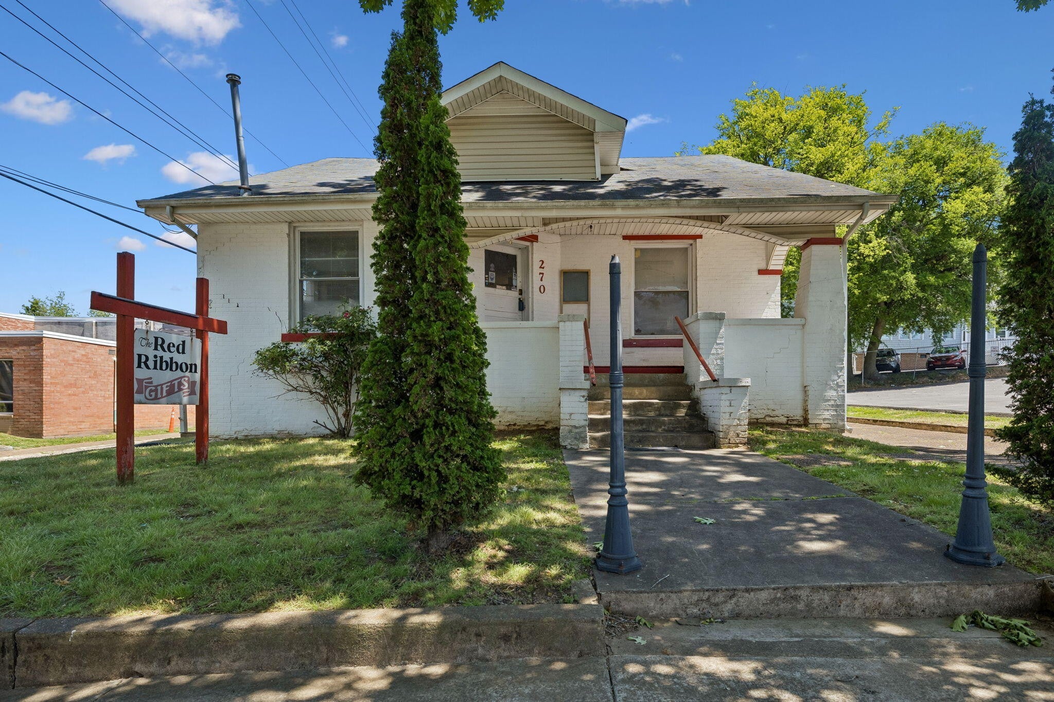 270 Central Avenue NW