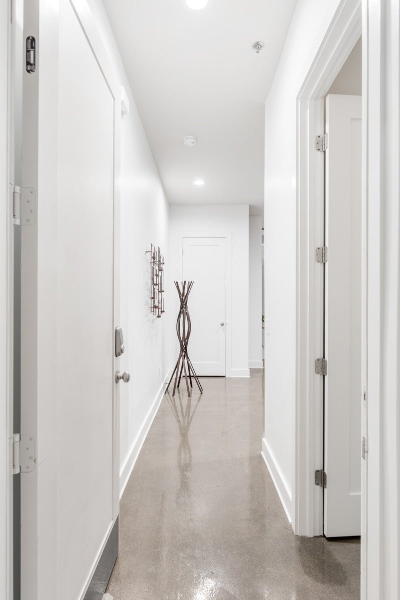 210 30th Ave N 104