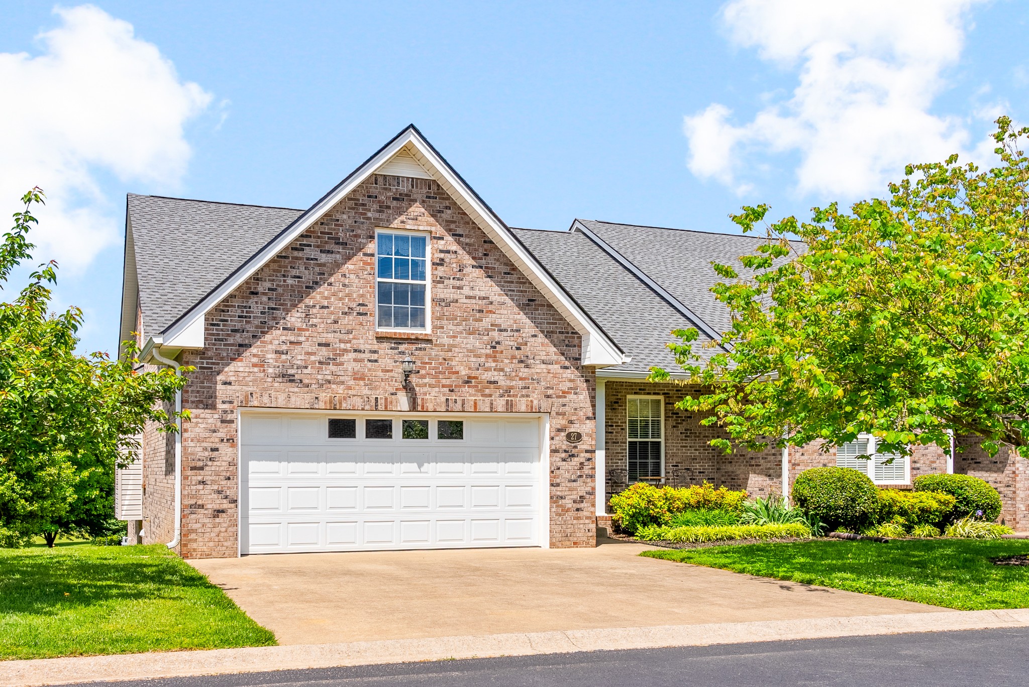 27 Townsend Way