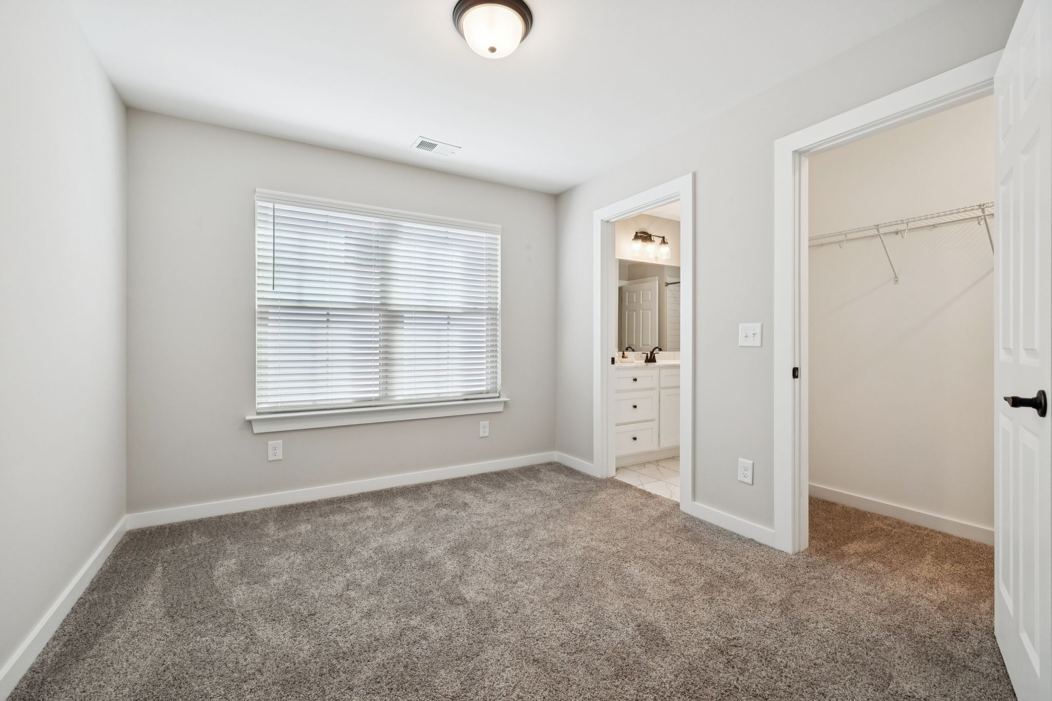 White House, Tennessee 37188, United States, 3 Bedrooms Bedrooms, ,3 BathroomsBathrooms,Residential,Active,239443