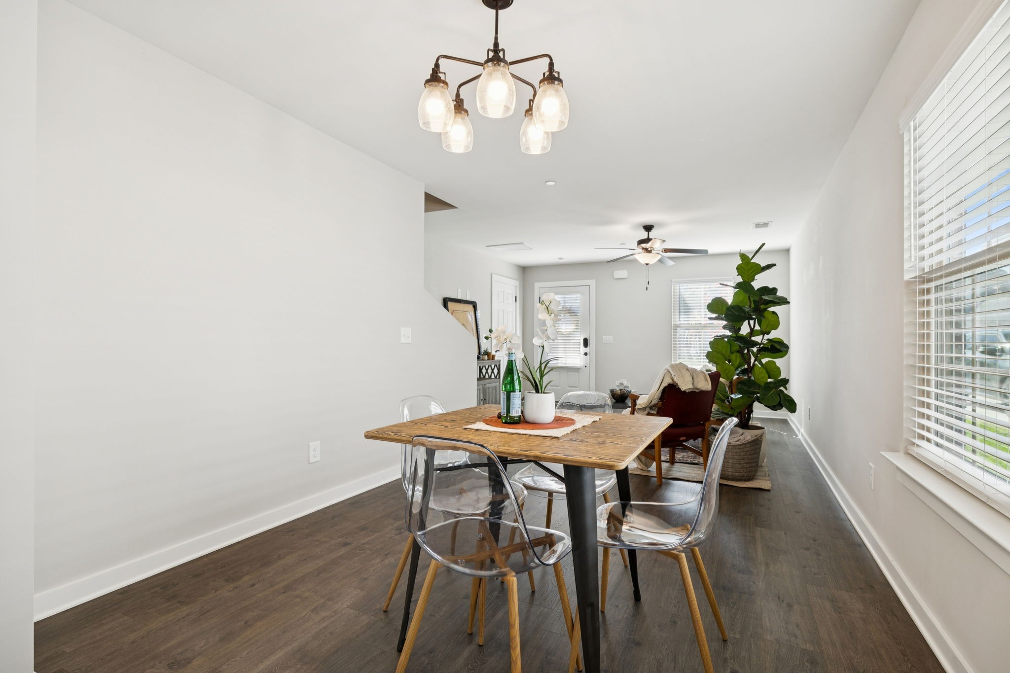 White House, Tennessee 37188, United States, 3 Bedrooms Bedrooms, ,3 BathroomsBathrooms,Residential,Active,239443