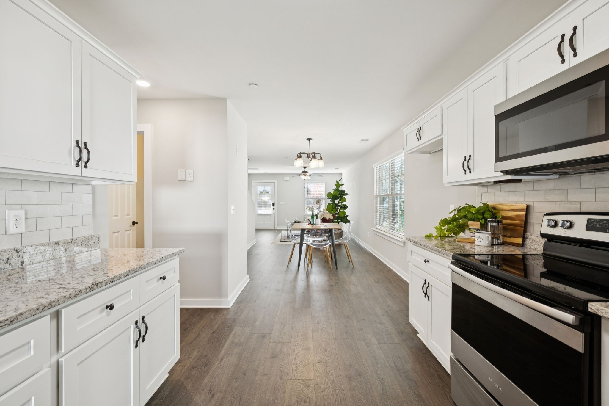 White House, Tennessee 37188, United States, 3 Bedrooms Bedrooms, ,3 BathroomsBathrooms,Residential,Active,239443