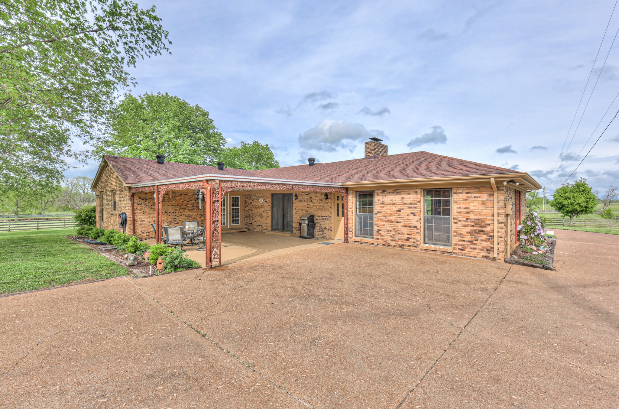 117 Brights Ln