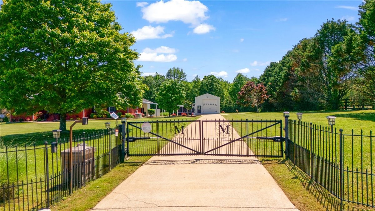 6 Warner Rd